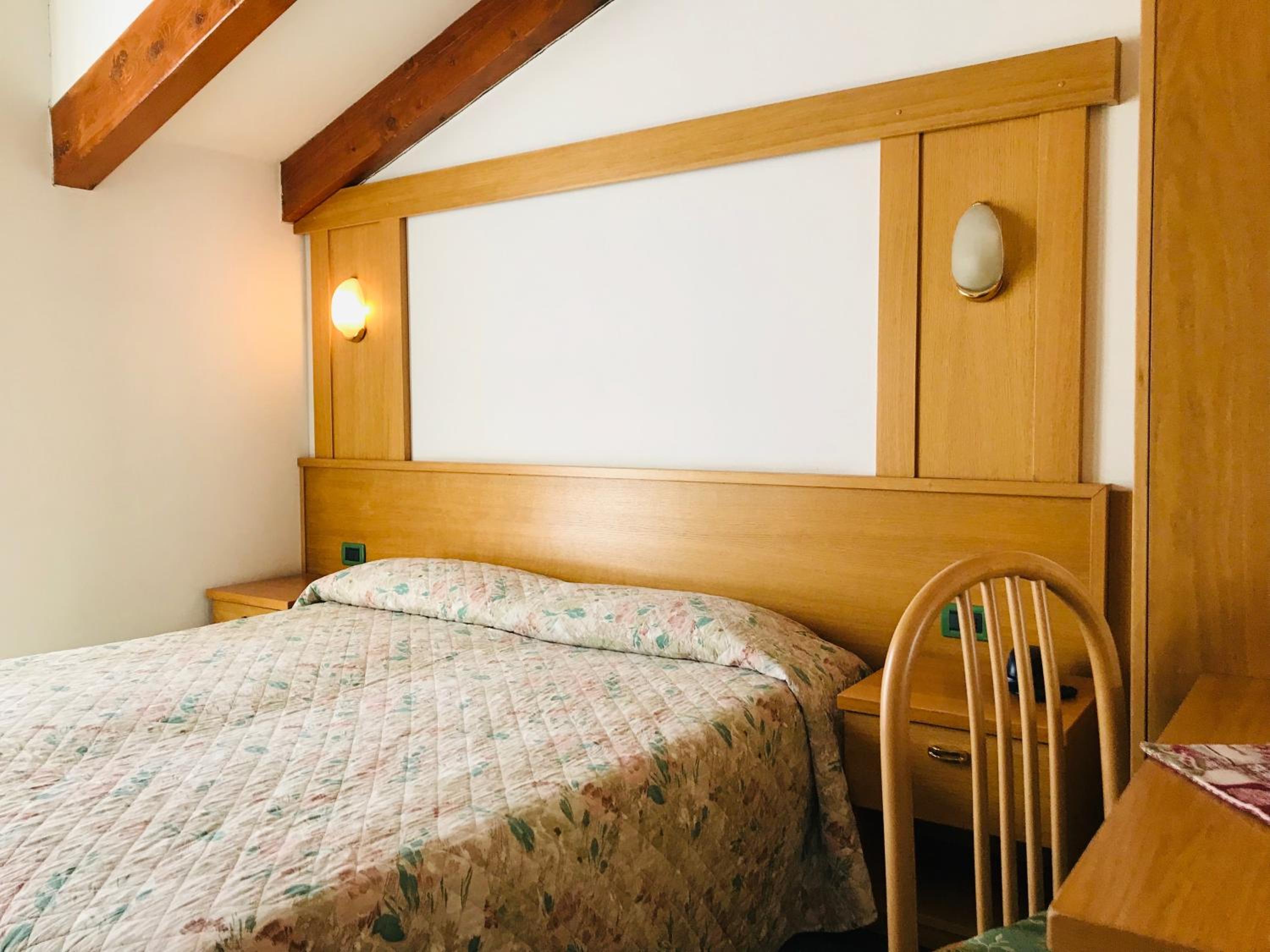 Small Double Room photo 3