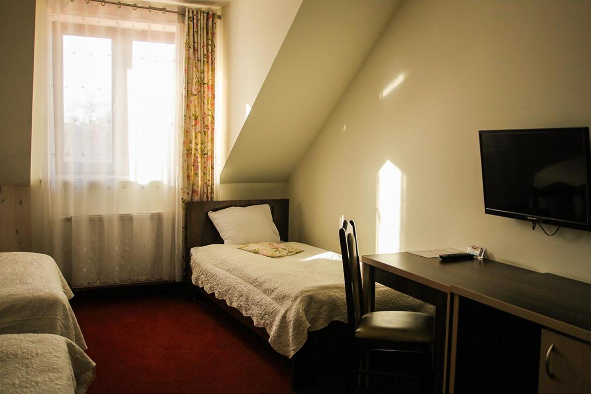 Comfort Triple Room with Shower - Photo 1