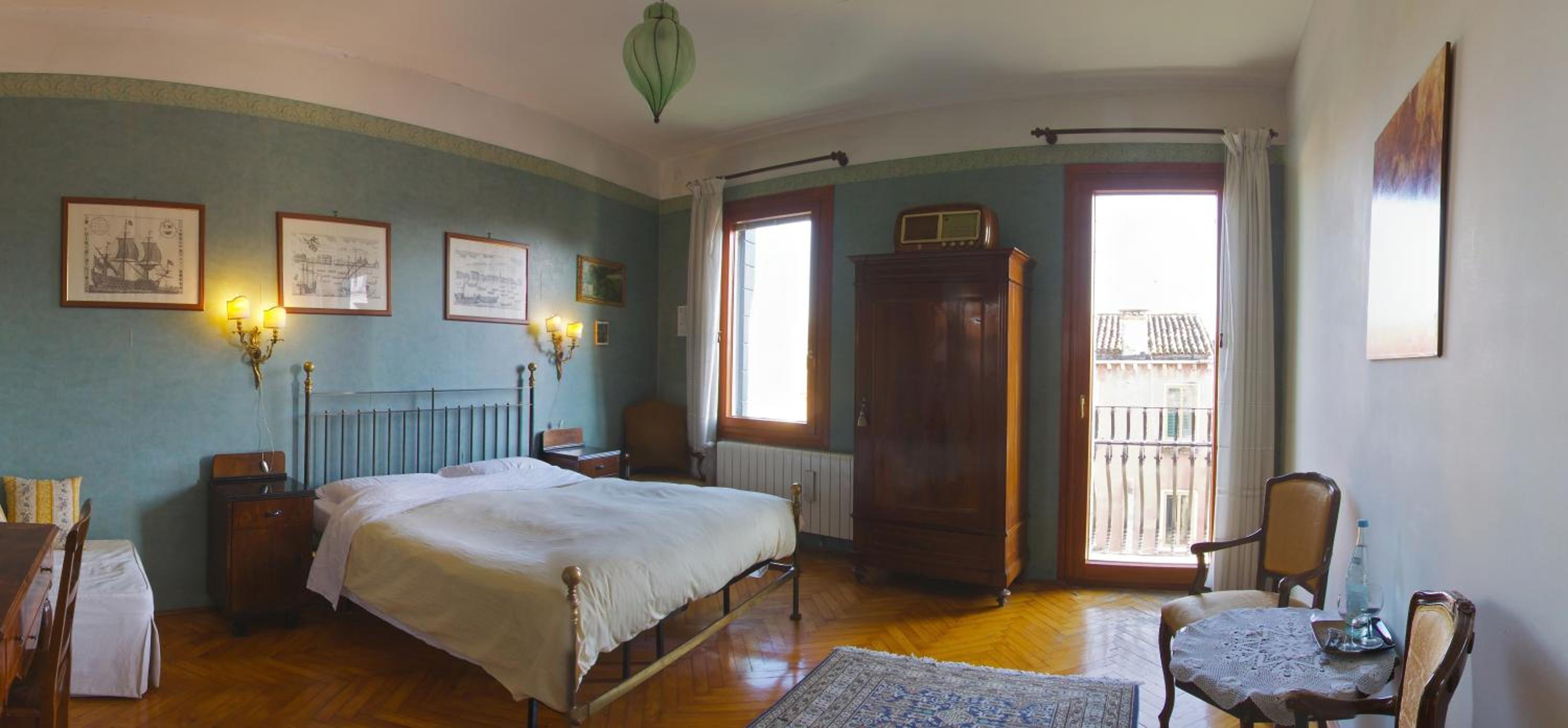 Double Room with Balcony photo 1