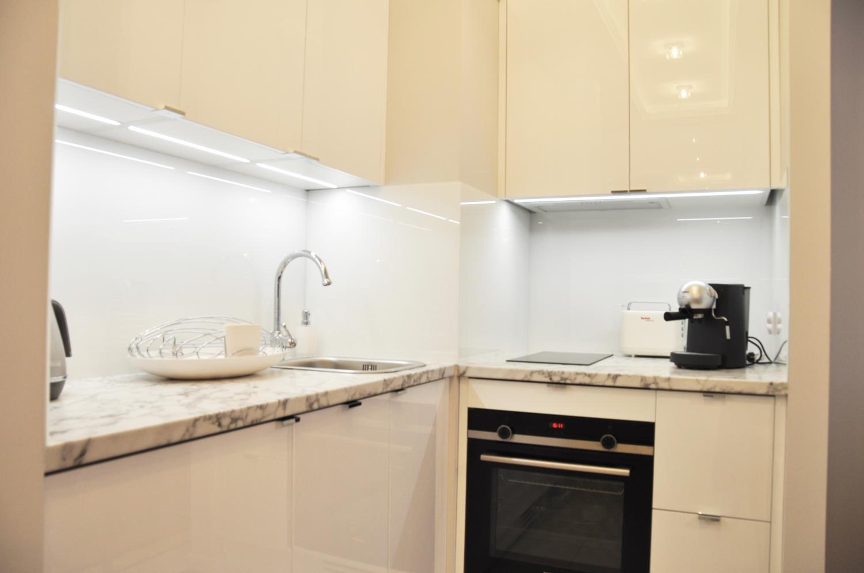 Apartment - Photo 11
