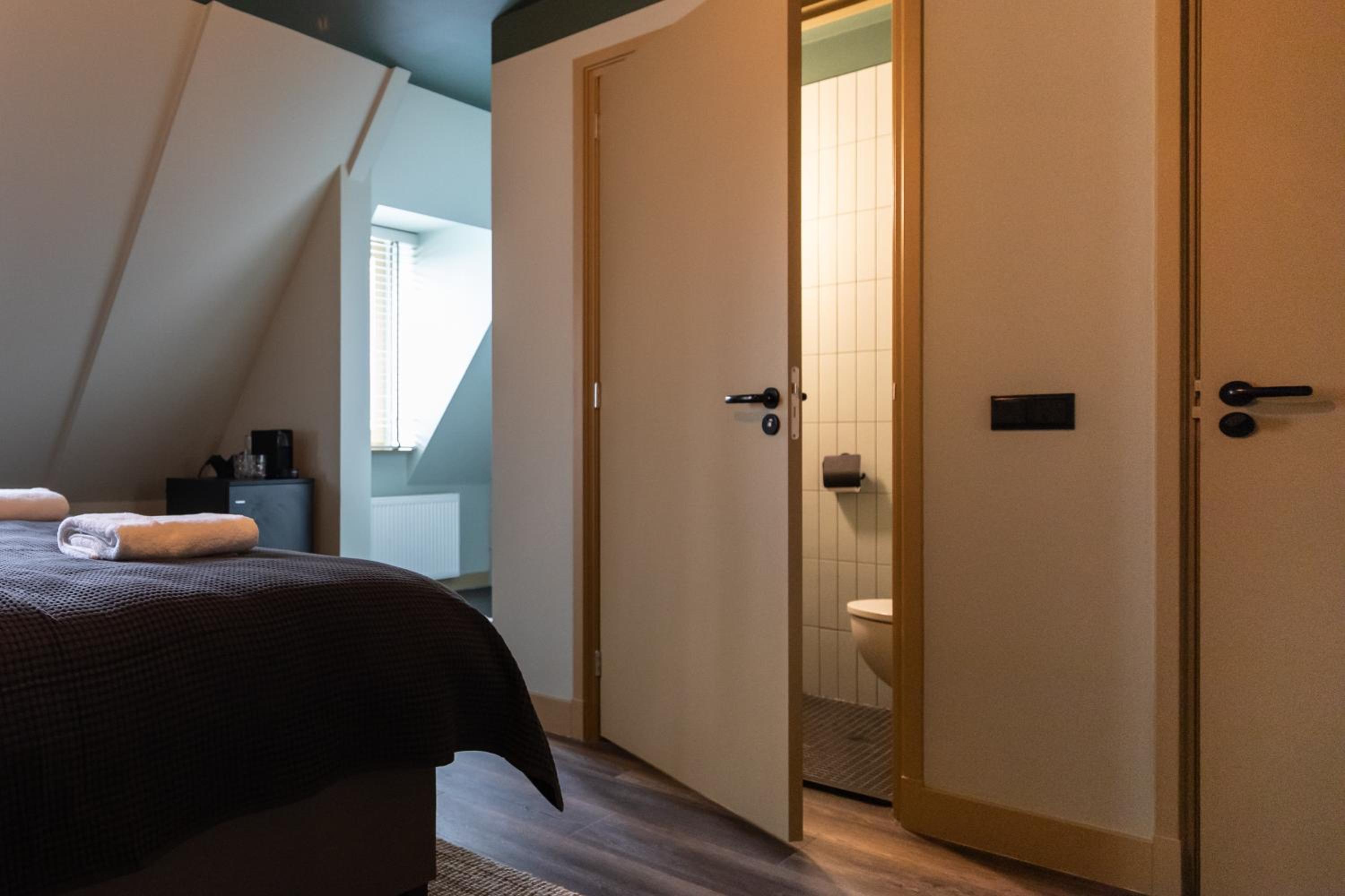 Standard Double Suite - Photo 1