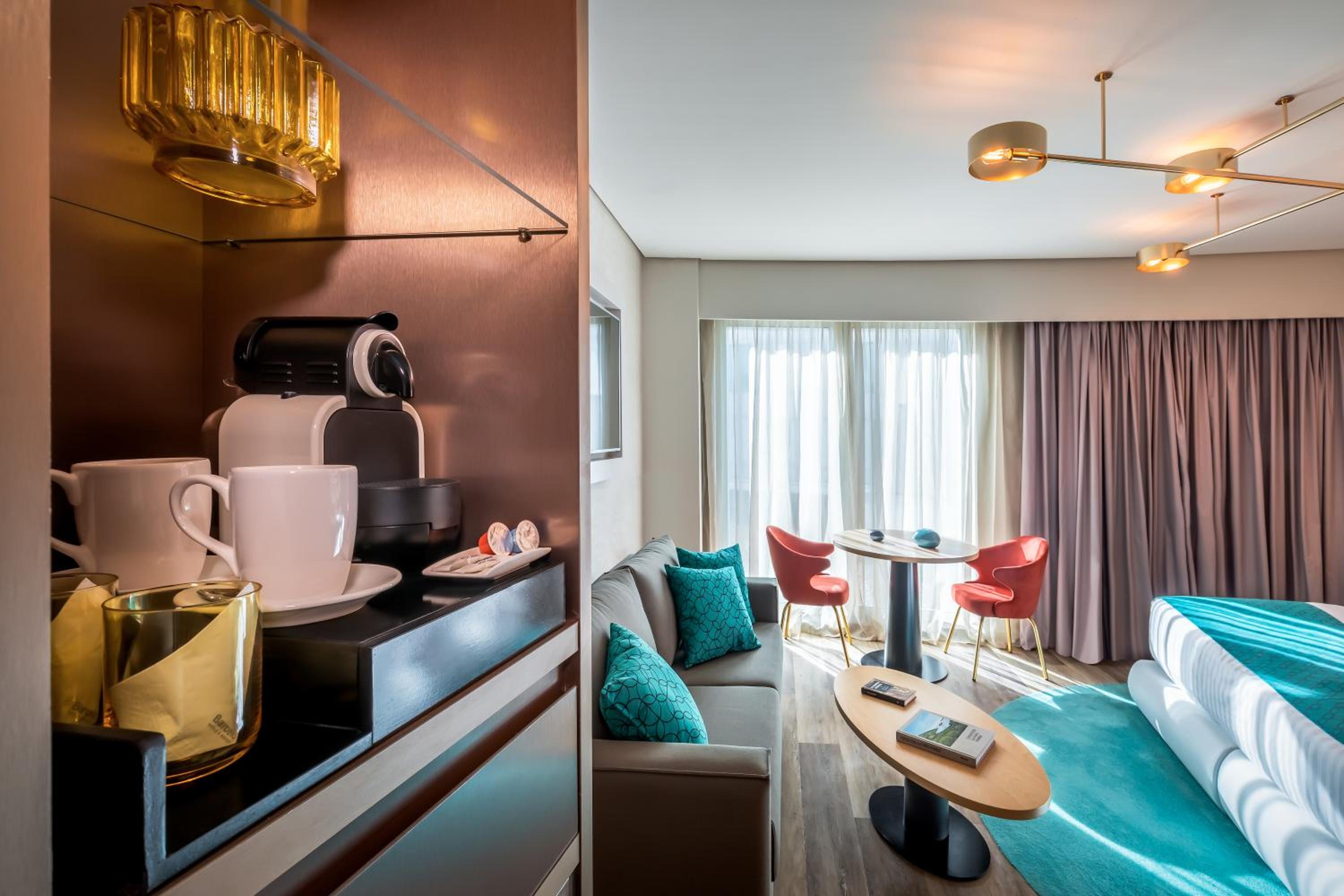 Deluxe Premium Room - Photo 5