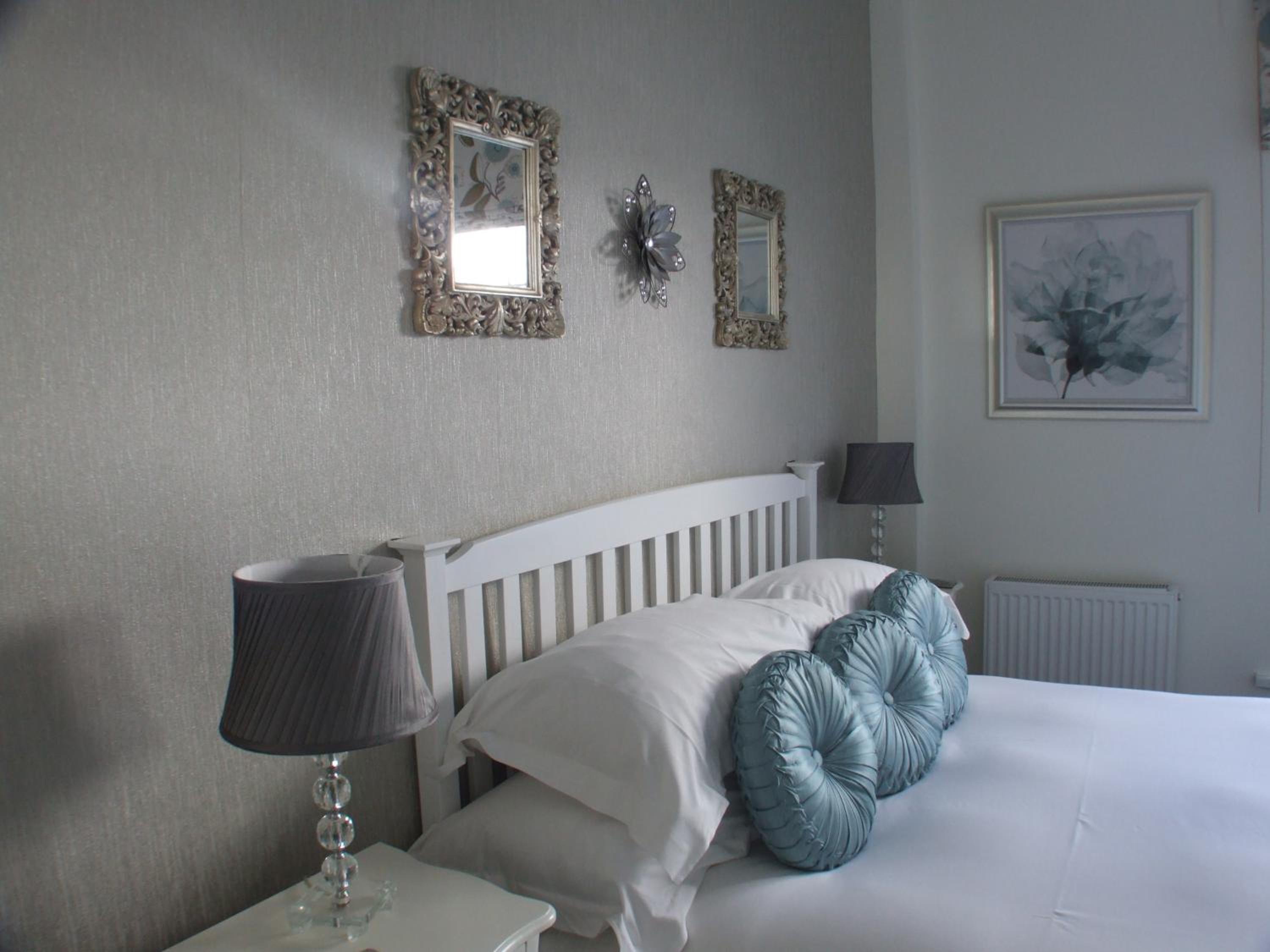 Standard Double Room-Port Eynon Bay photo 2