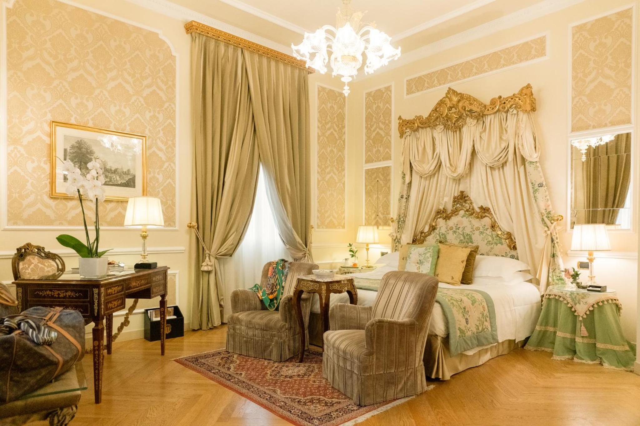 Grand Deluxe Room - Photo 4