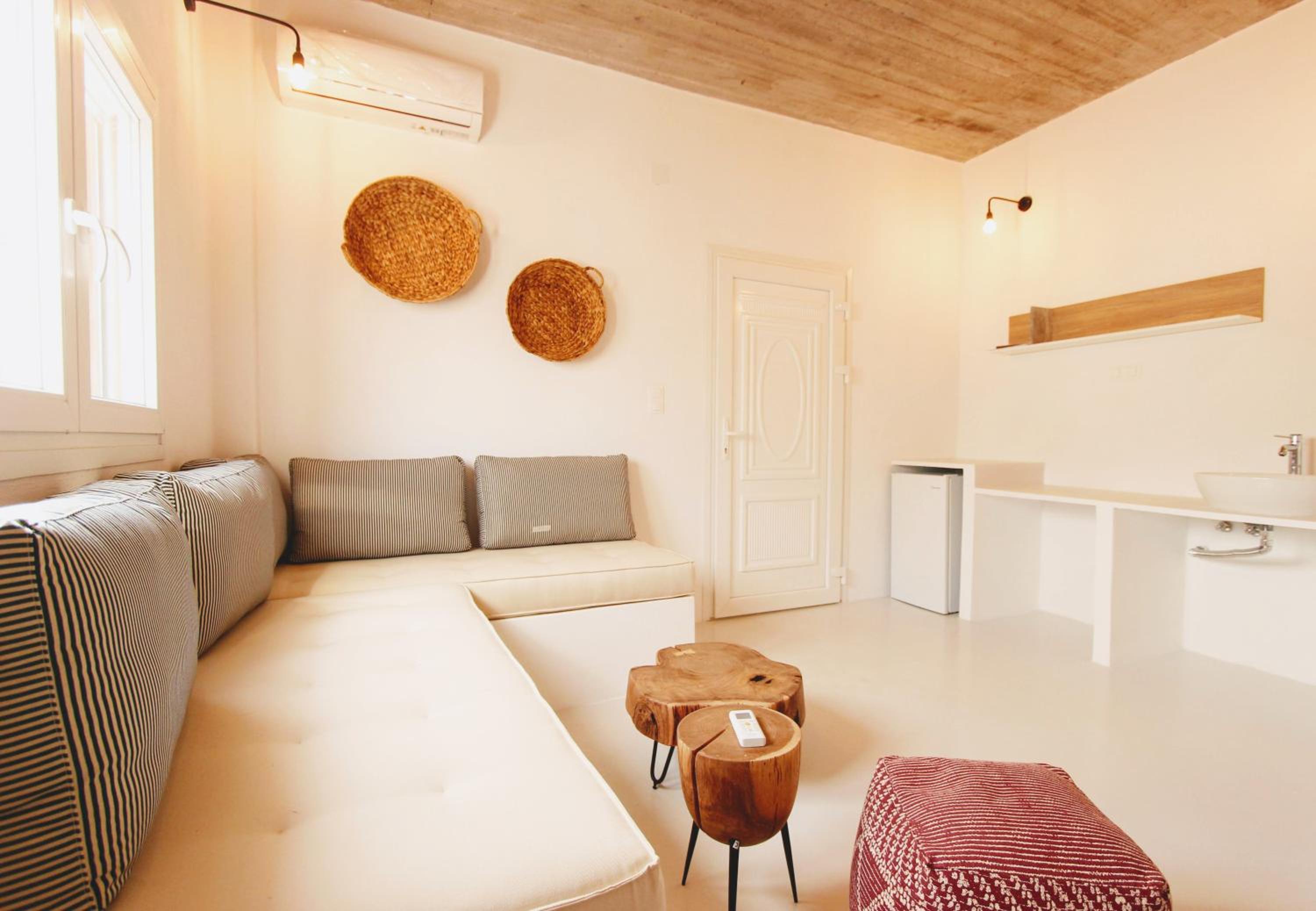 Family Suite with Outdoor Hot Tub  - Photo 30