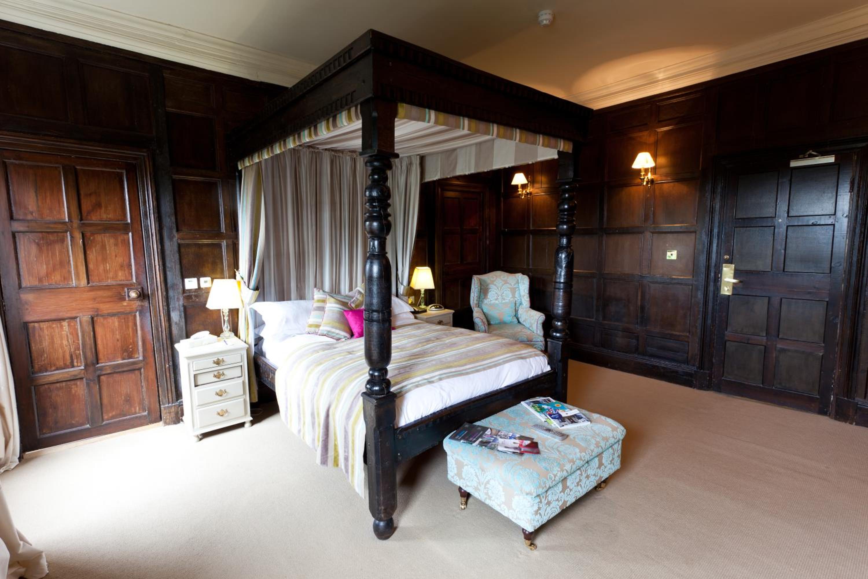 Executive Four Poster Room - Photo 5