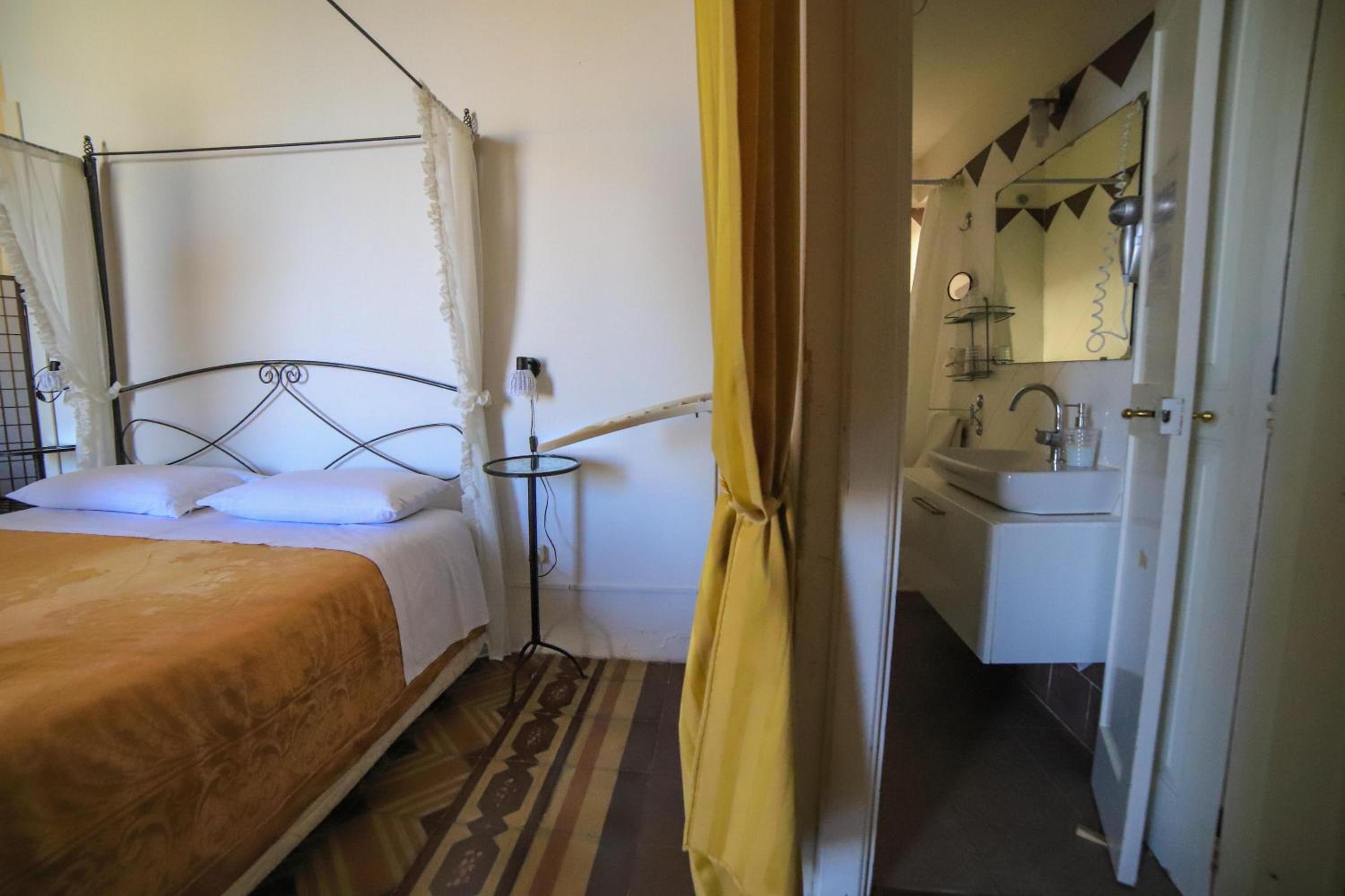 Double Room With Balcony And Sea View