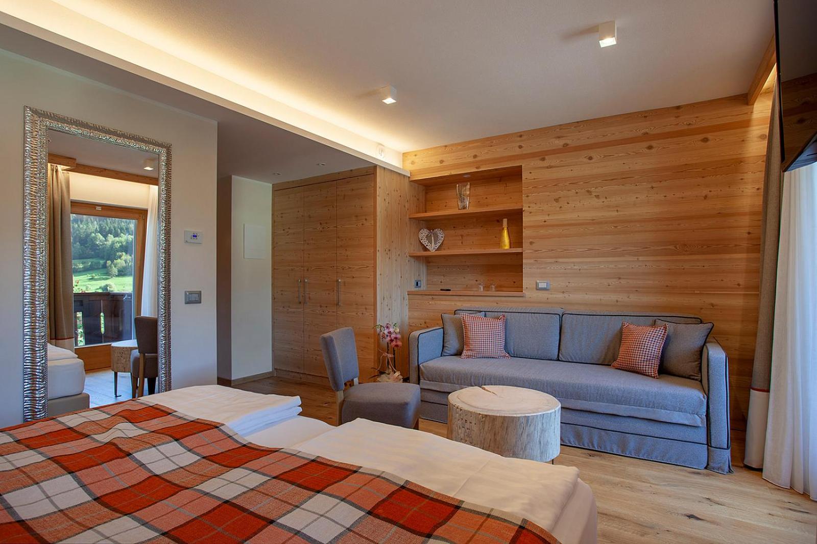 Premium Quadruple Room