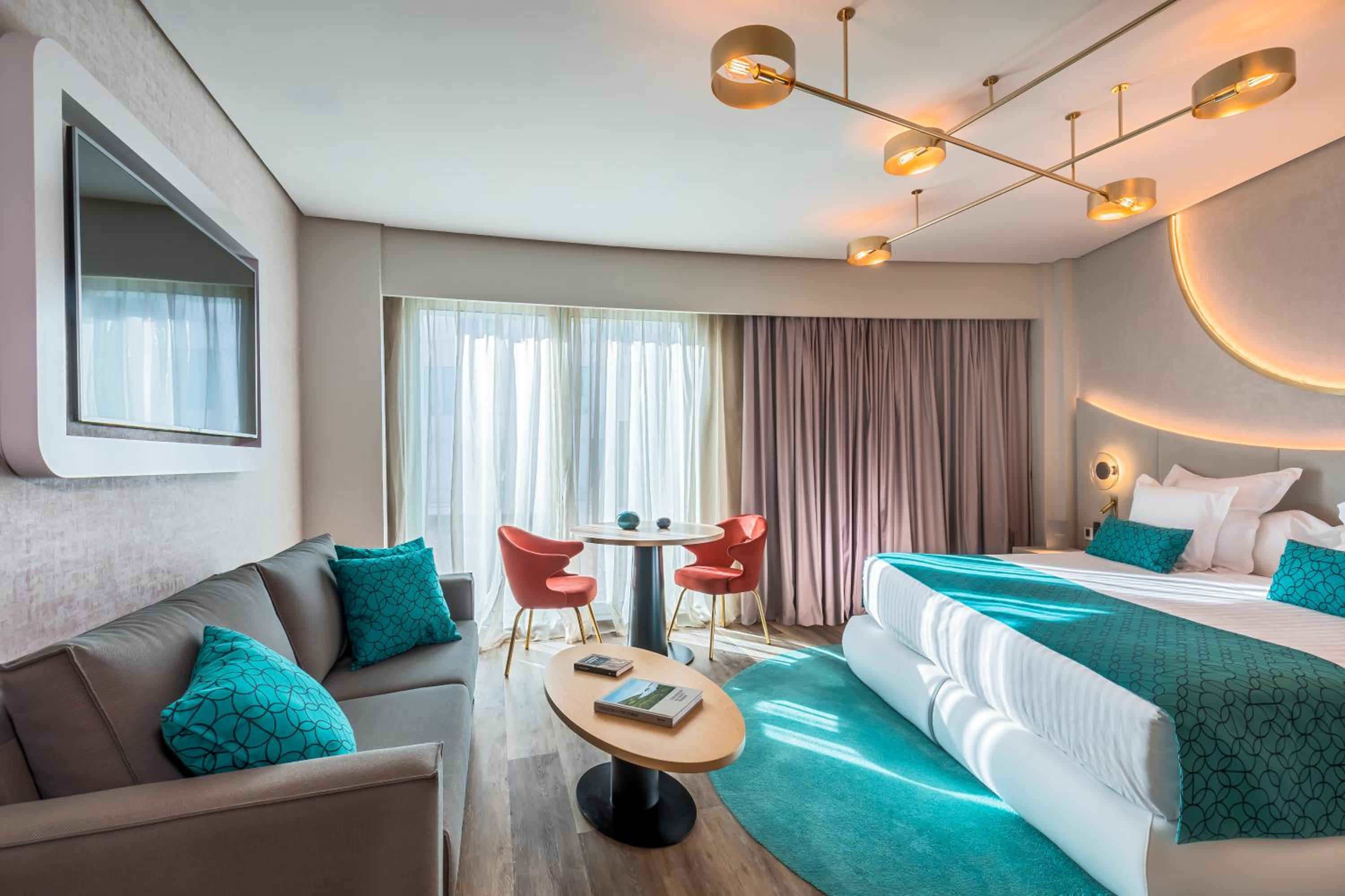 Deluxe Premium Room - Photo 1