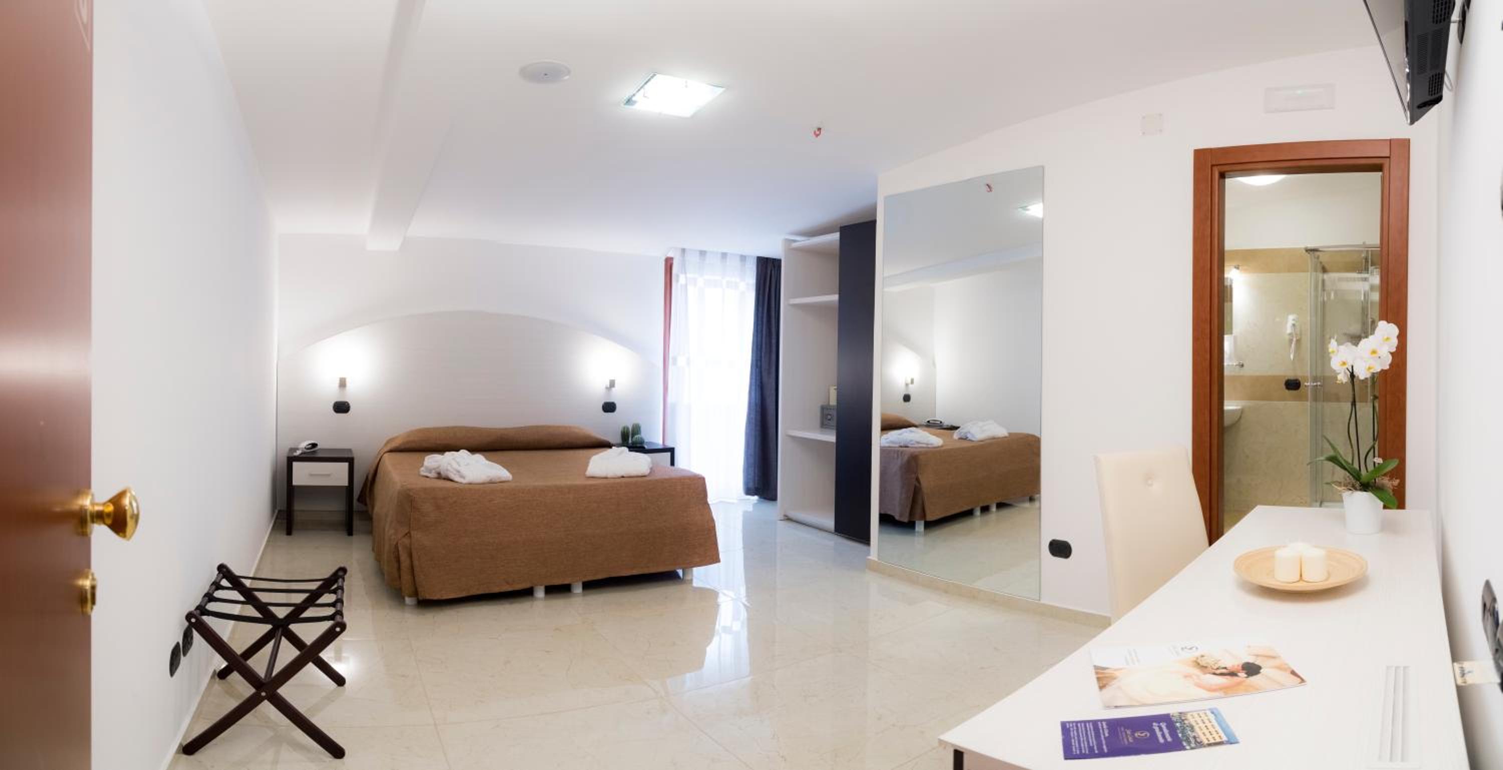 Chambre Double pour 1 Adulte