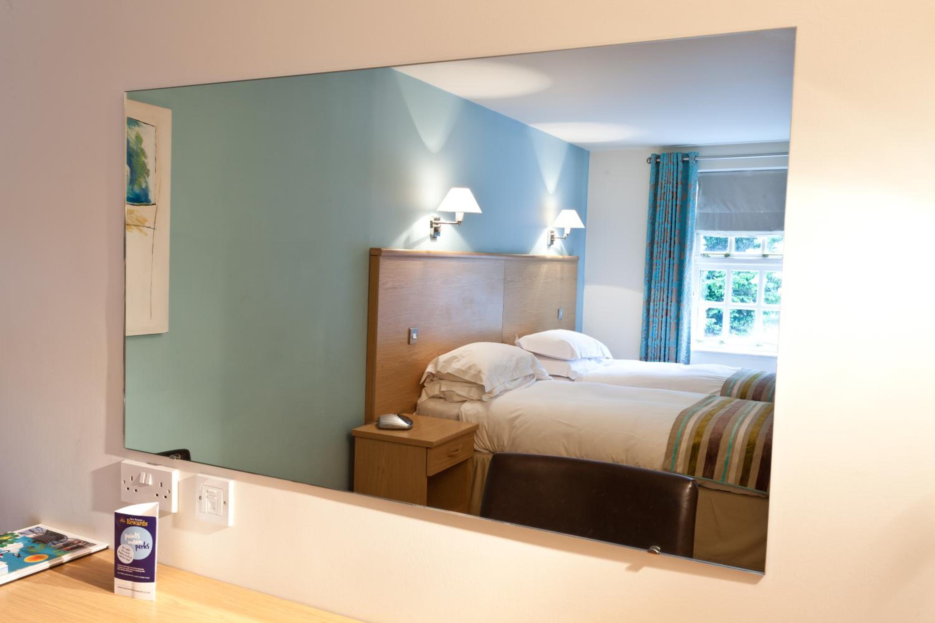 Standard Twin Room - Non-Smoking - Photo 5