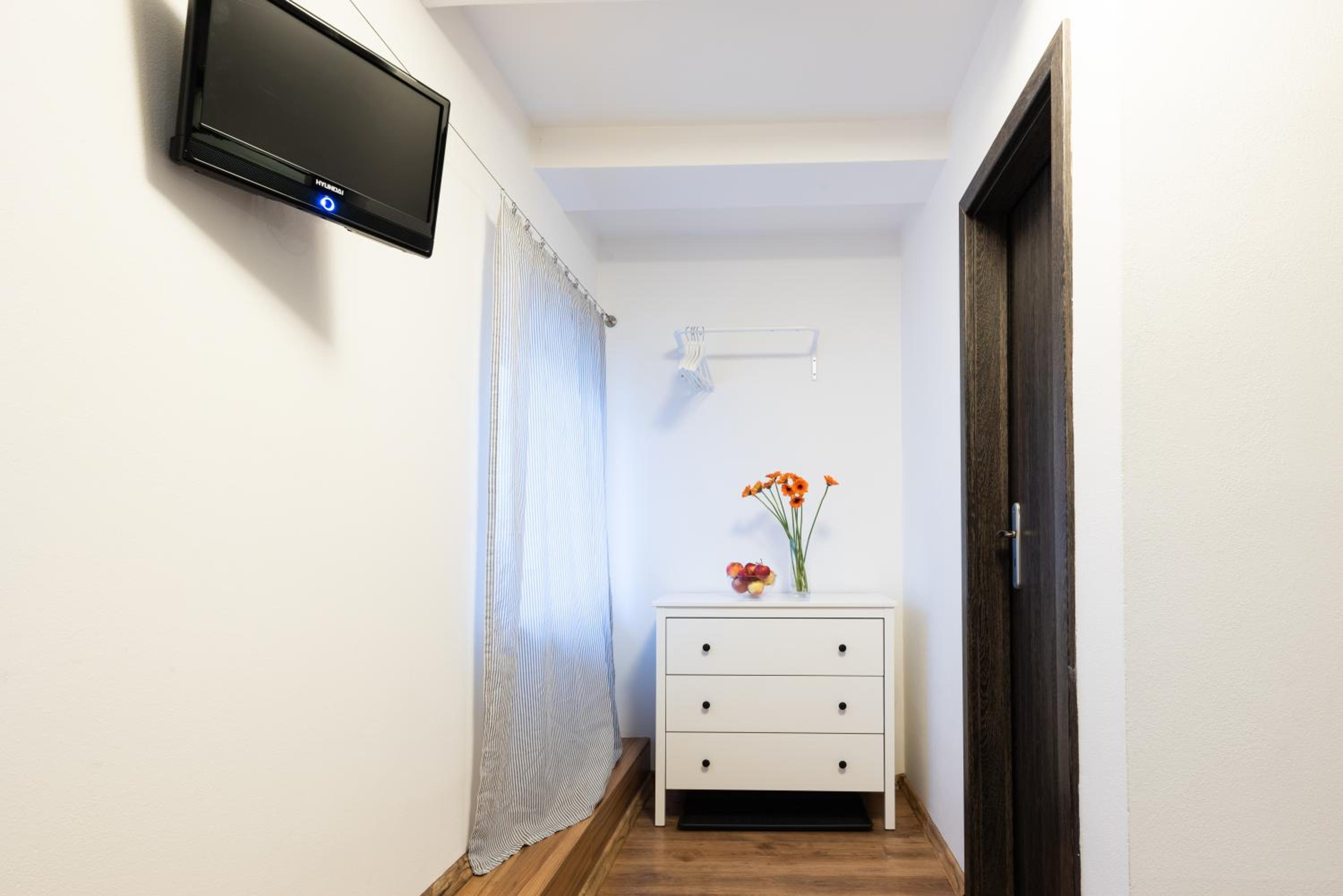 Standard Double Room photo 3
