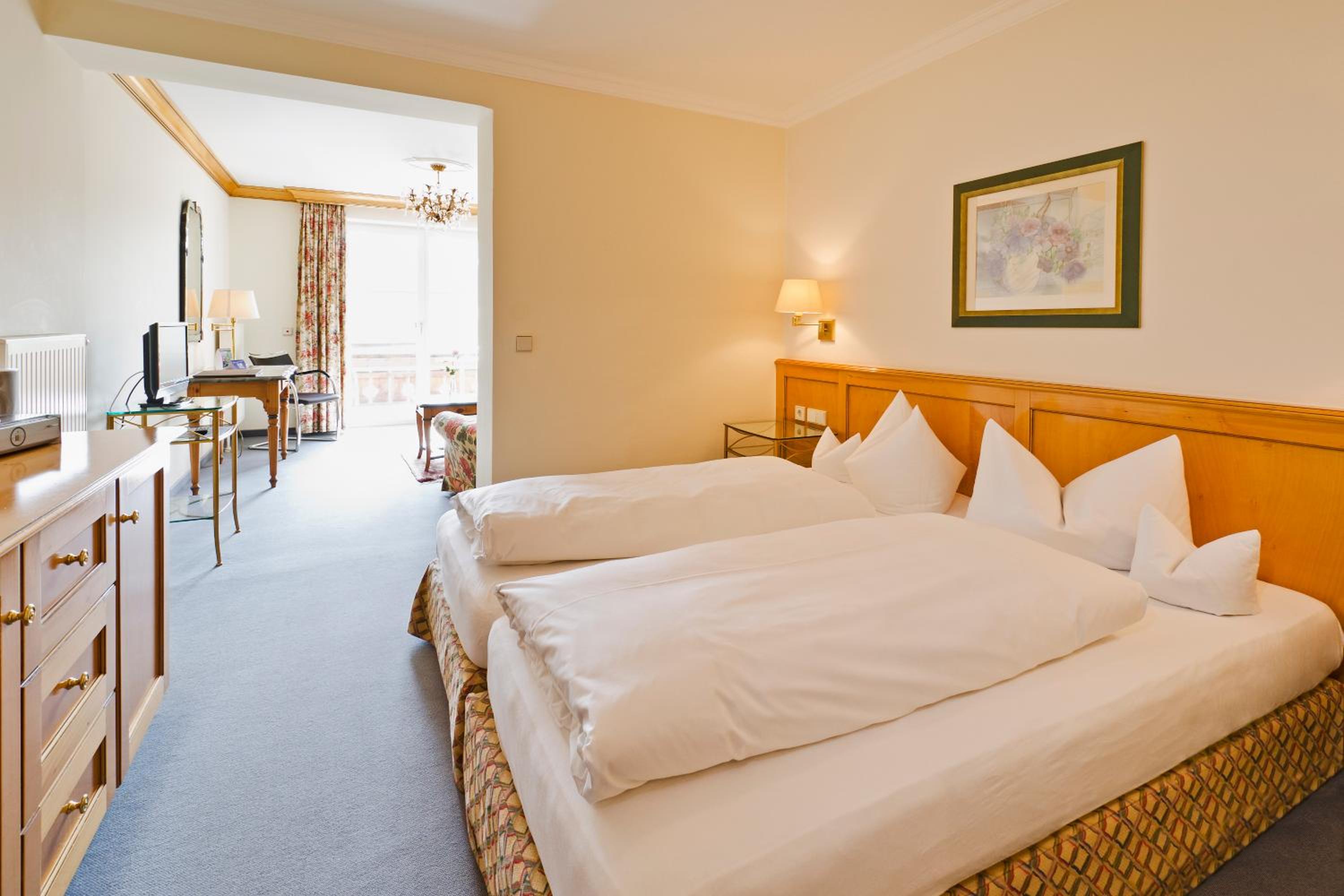 Standard Double Room photo 2