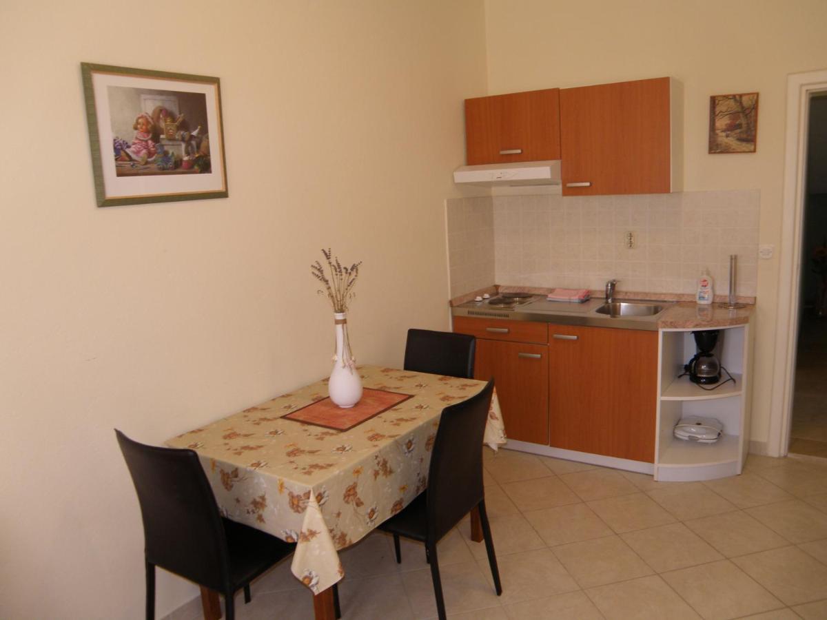 One-Bedroom Apartment - Ground Floor photo 1