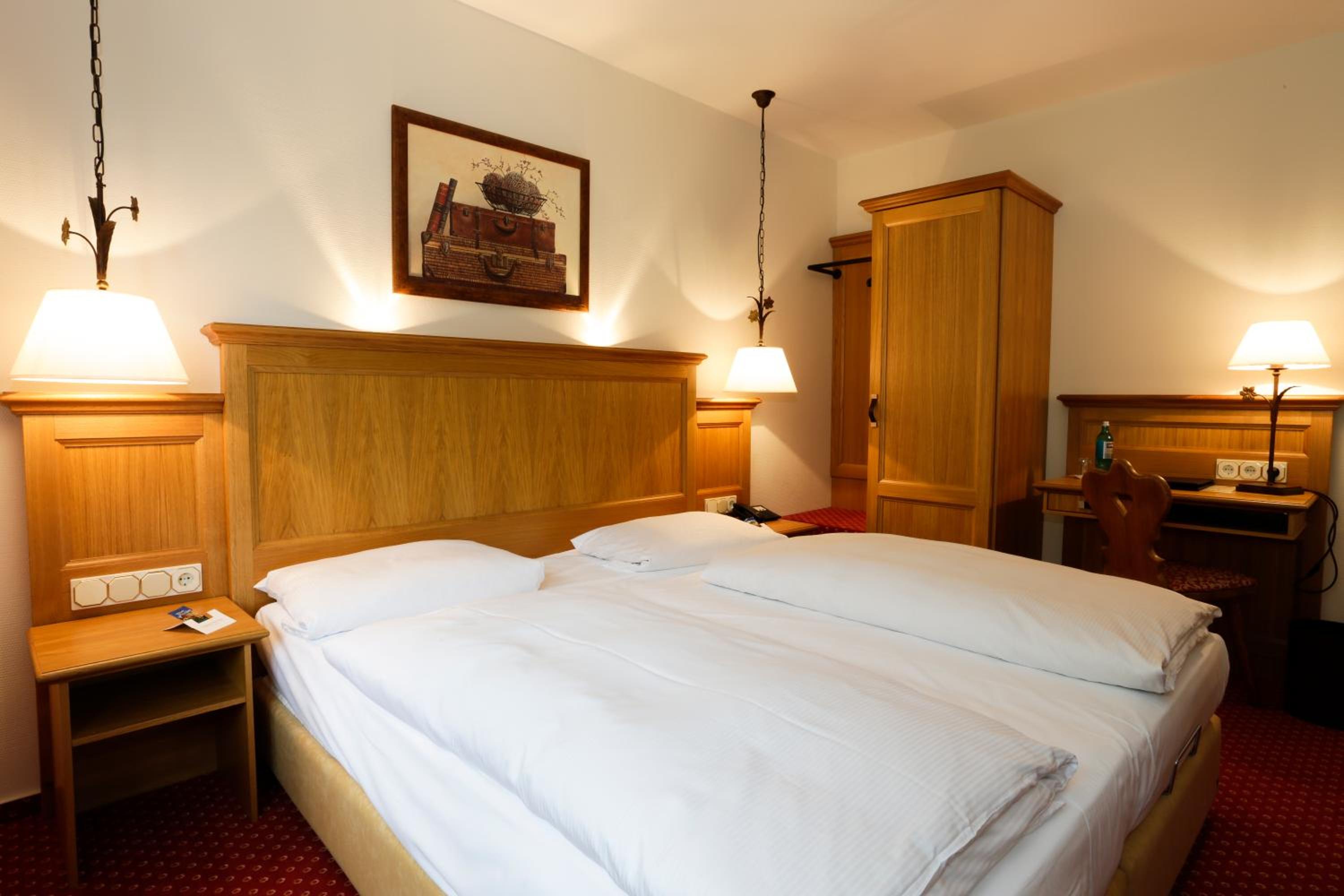 Standard Double Room - Photo 1