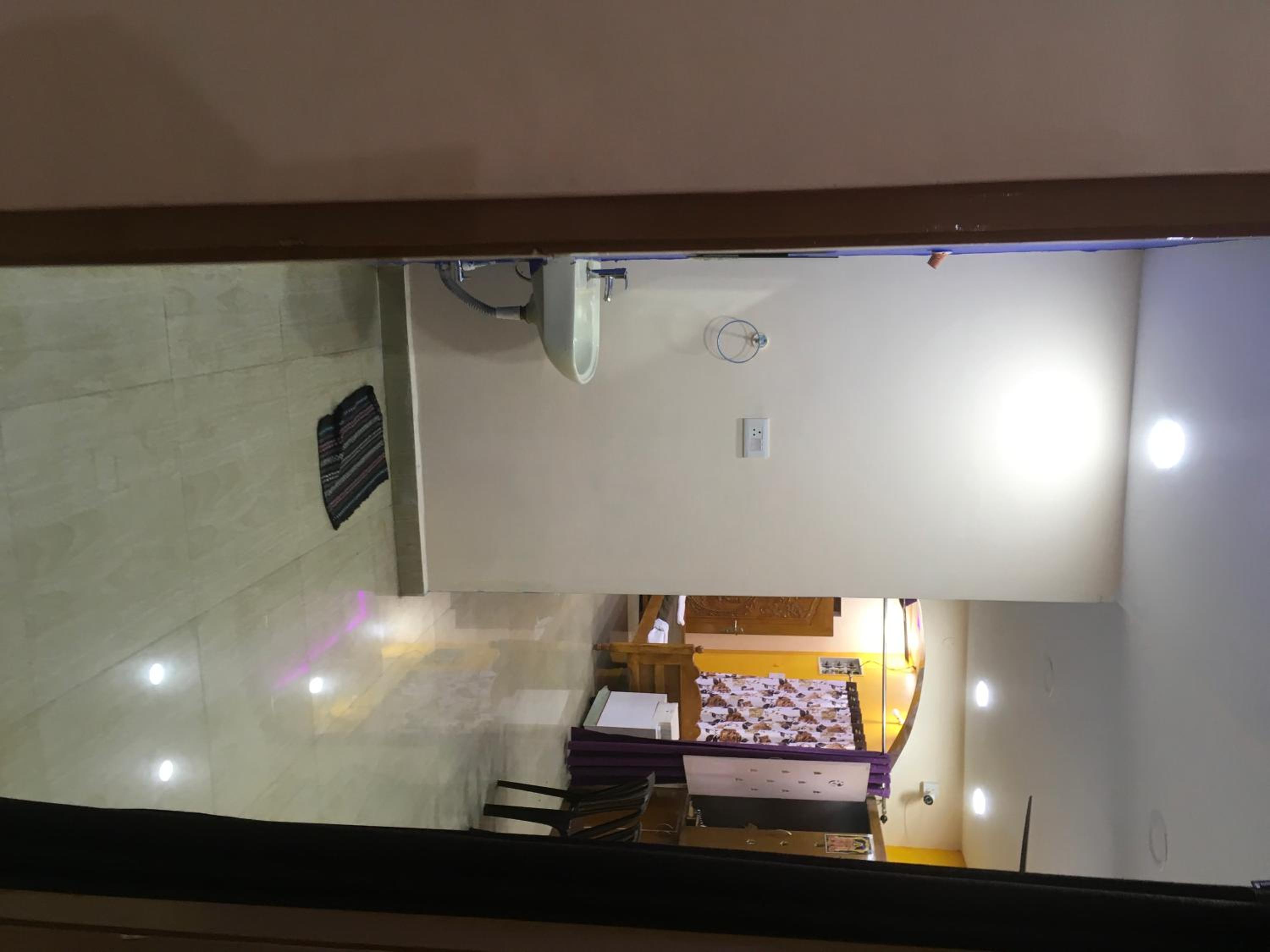 Apartment - Photo 25