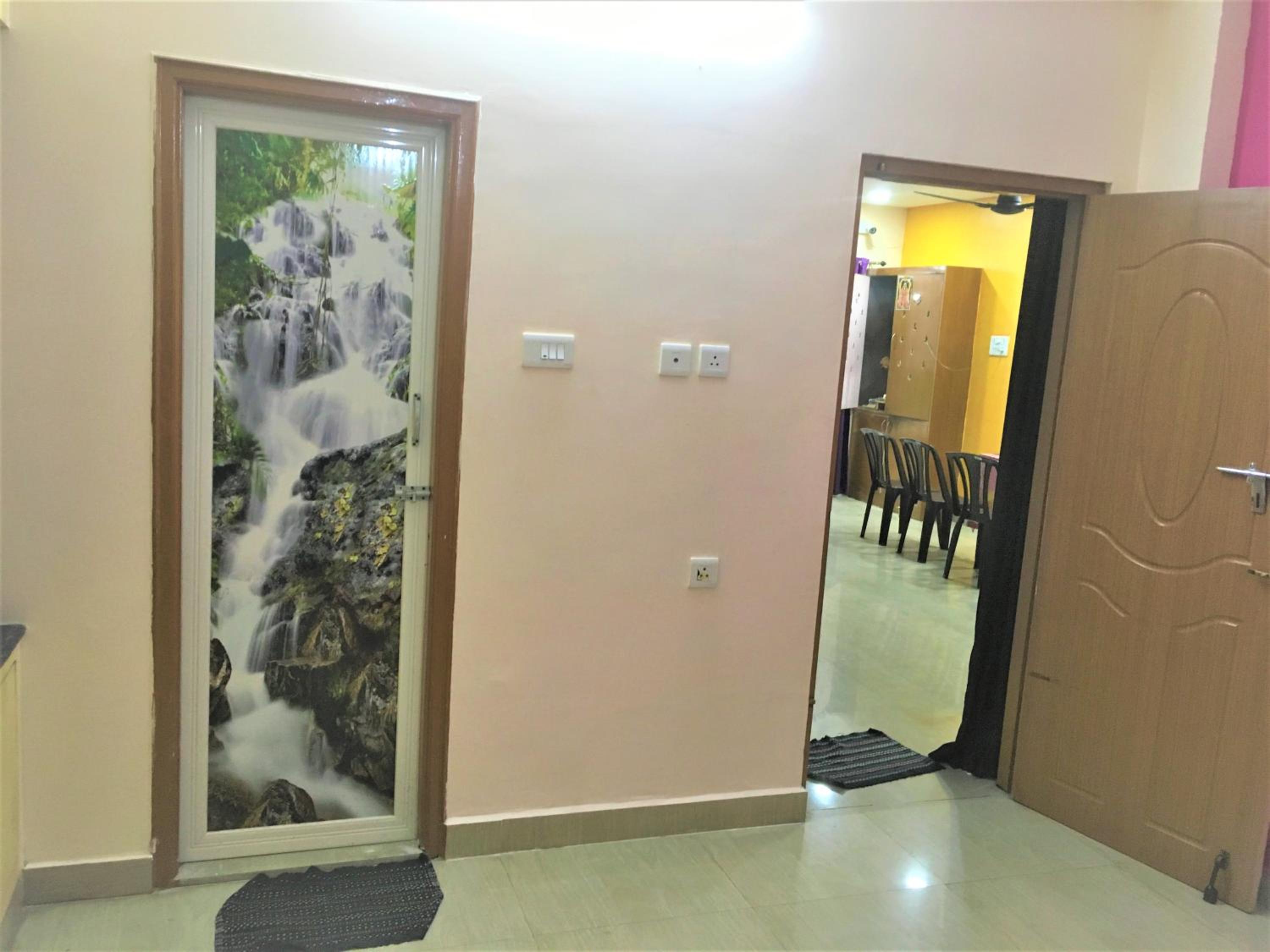 Apartment - Photo 20