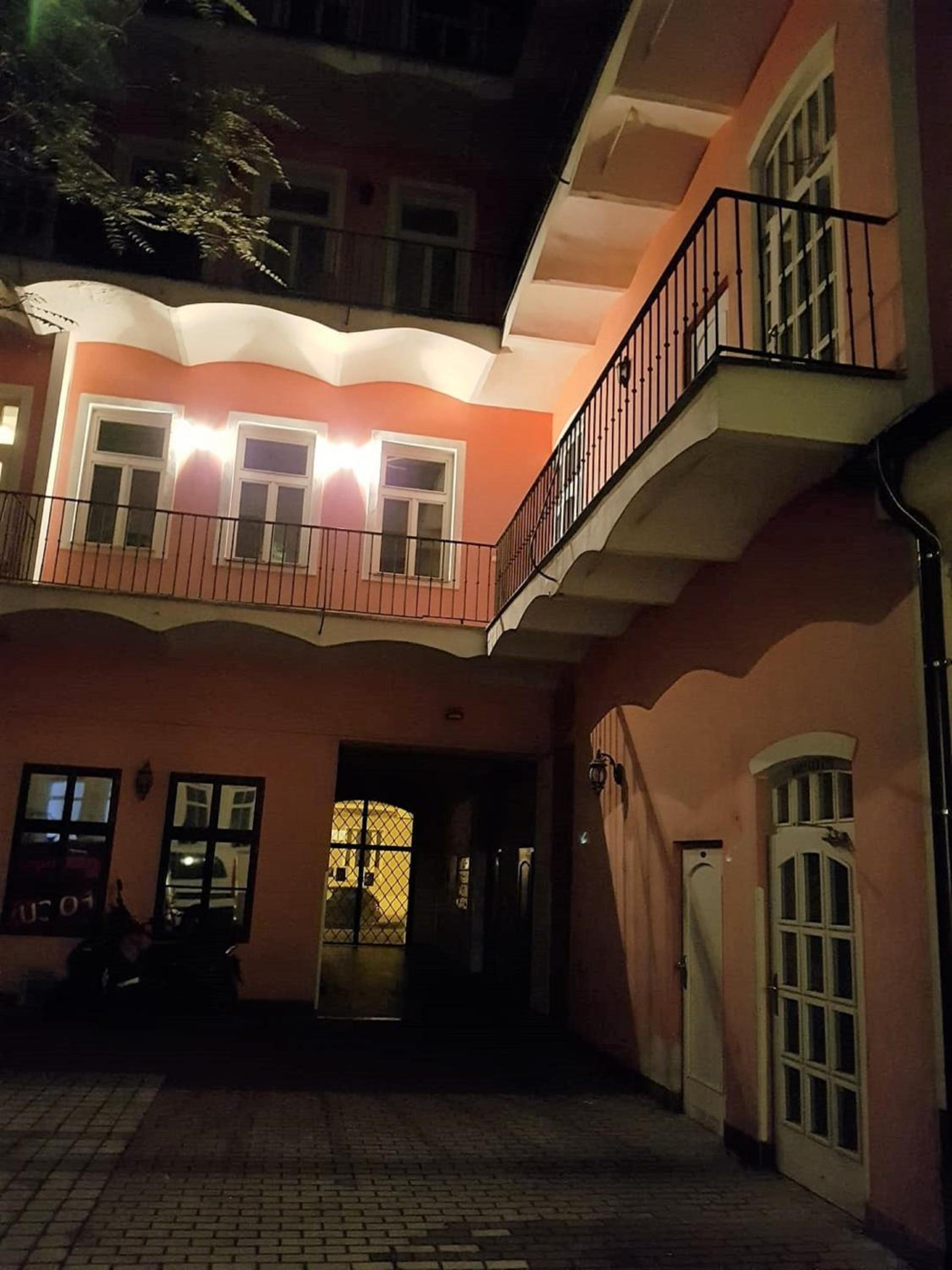 Studio under Vyšehrad Castle II. thumbnail 5