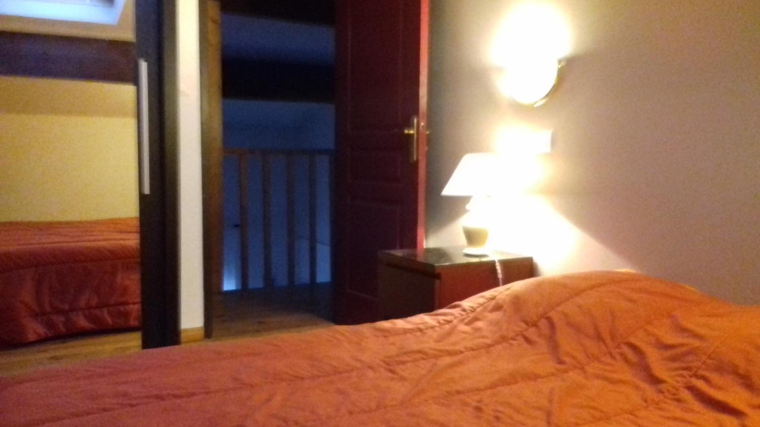 Two-Bedroom Apartment - Photo 5