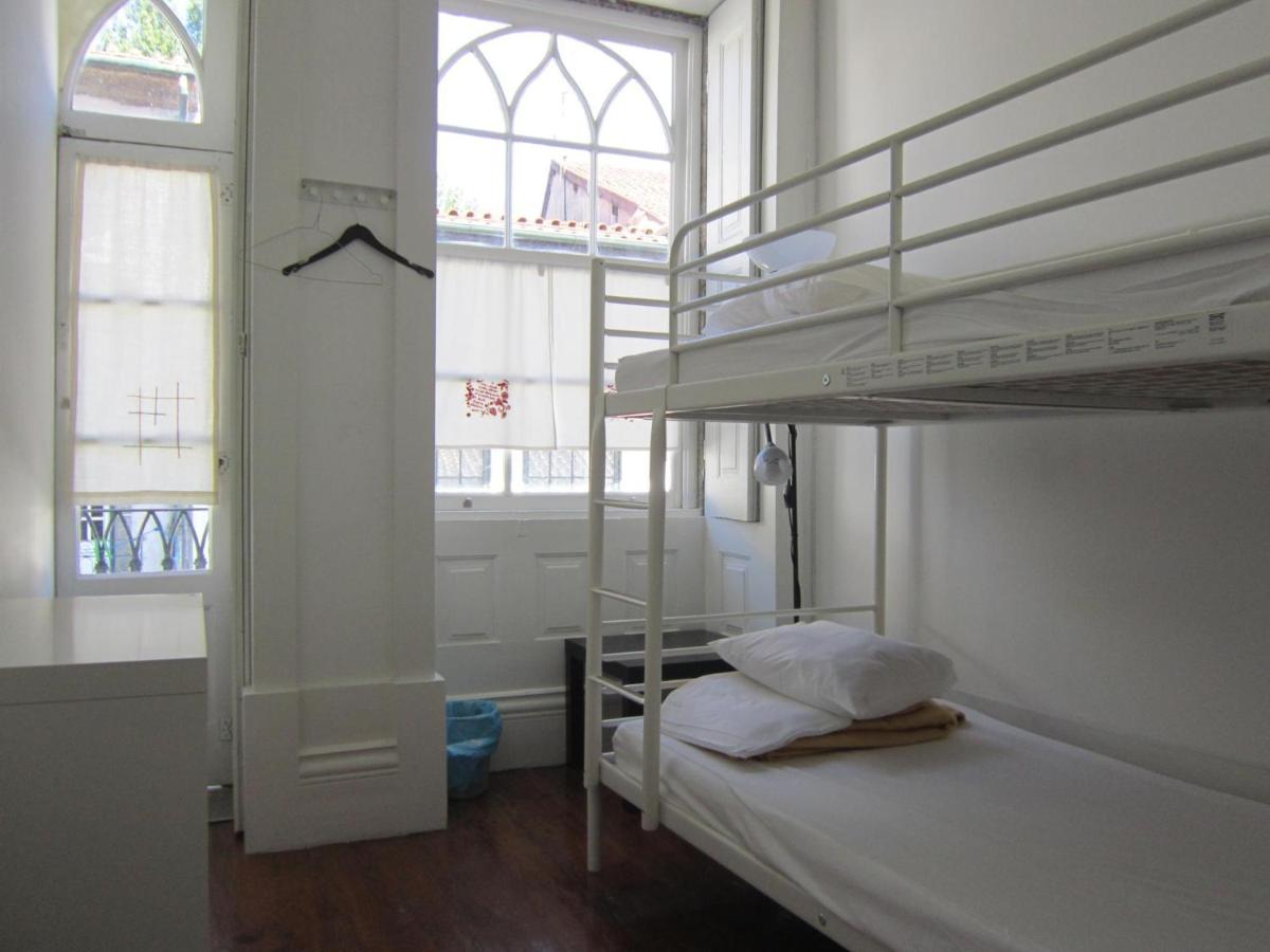 Single Bed in Female Dormitory Room photo 3