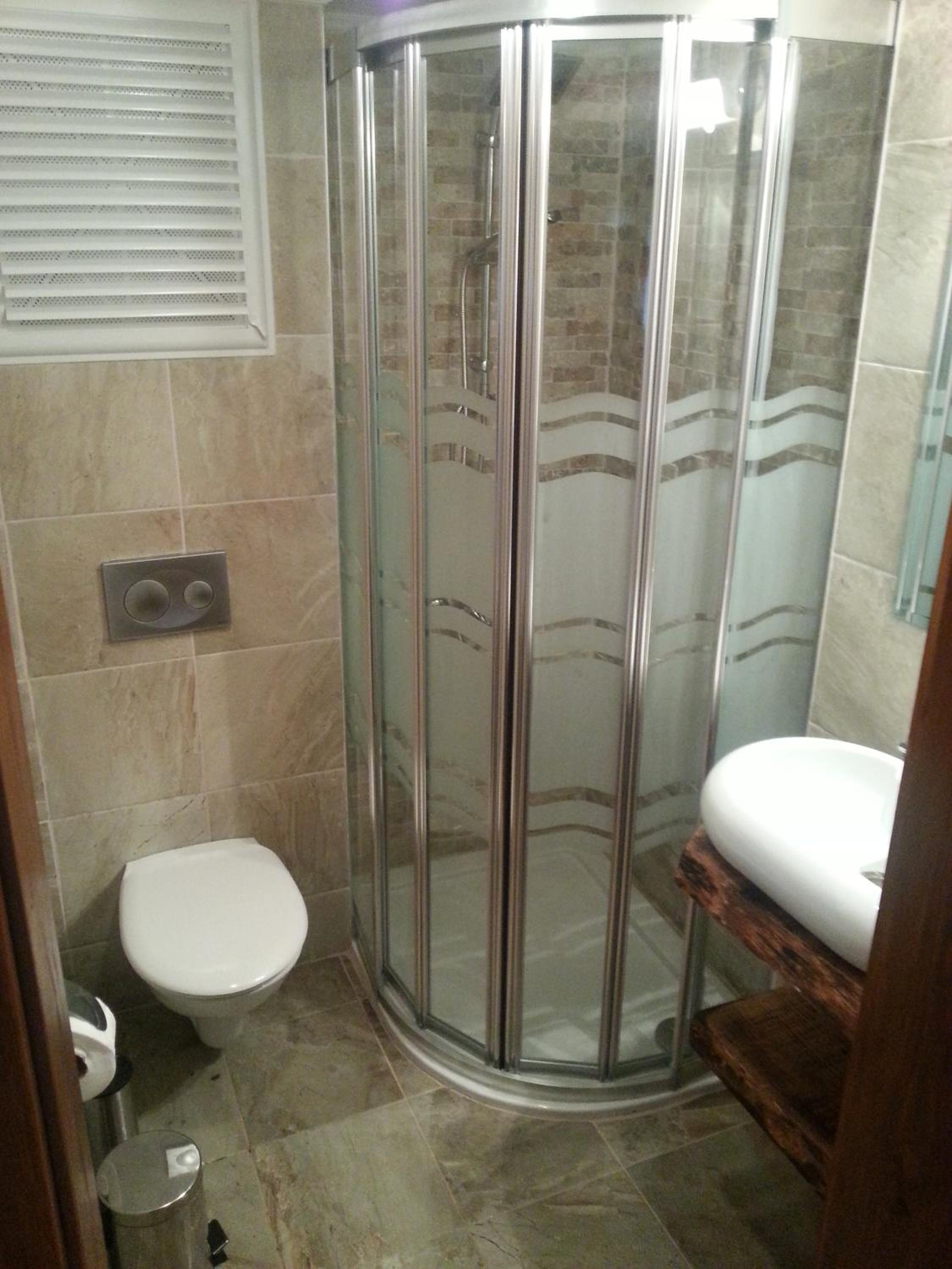 Standard Triple Room photo 2