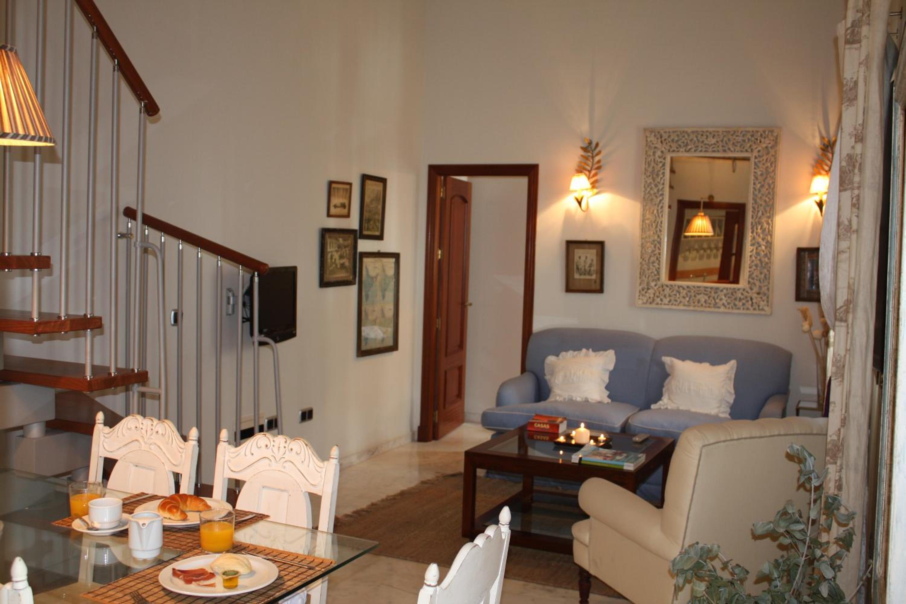 Two-Bedroom Apartment - Photo 7