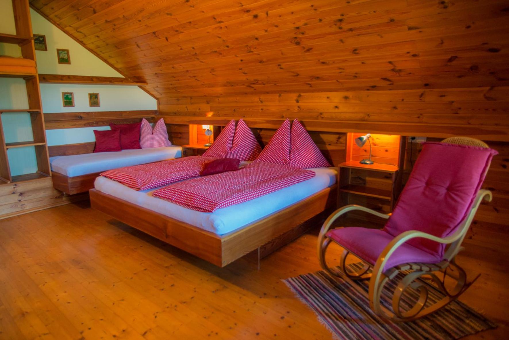 Family One-Bedroom Apartment