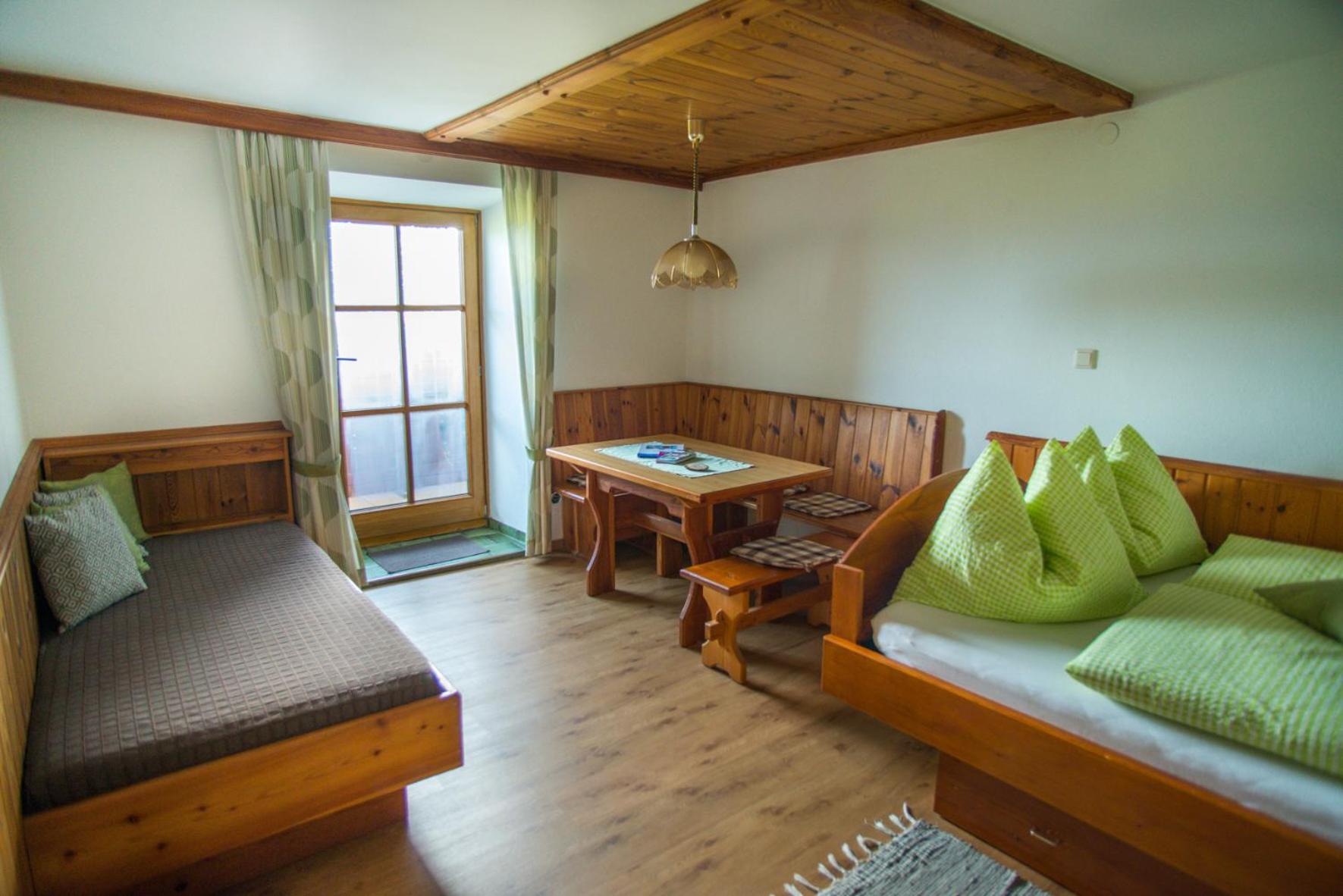 Family One-Bedroom Apartment