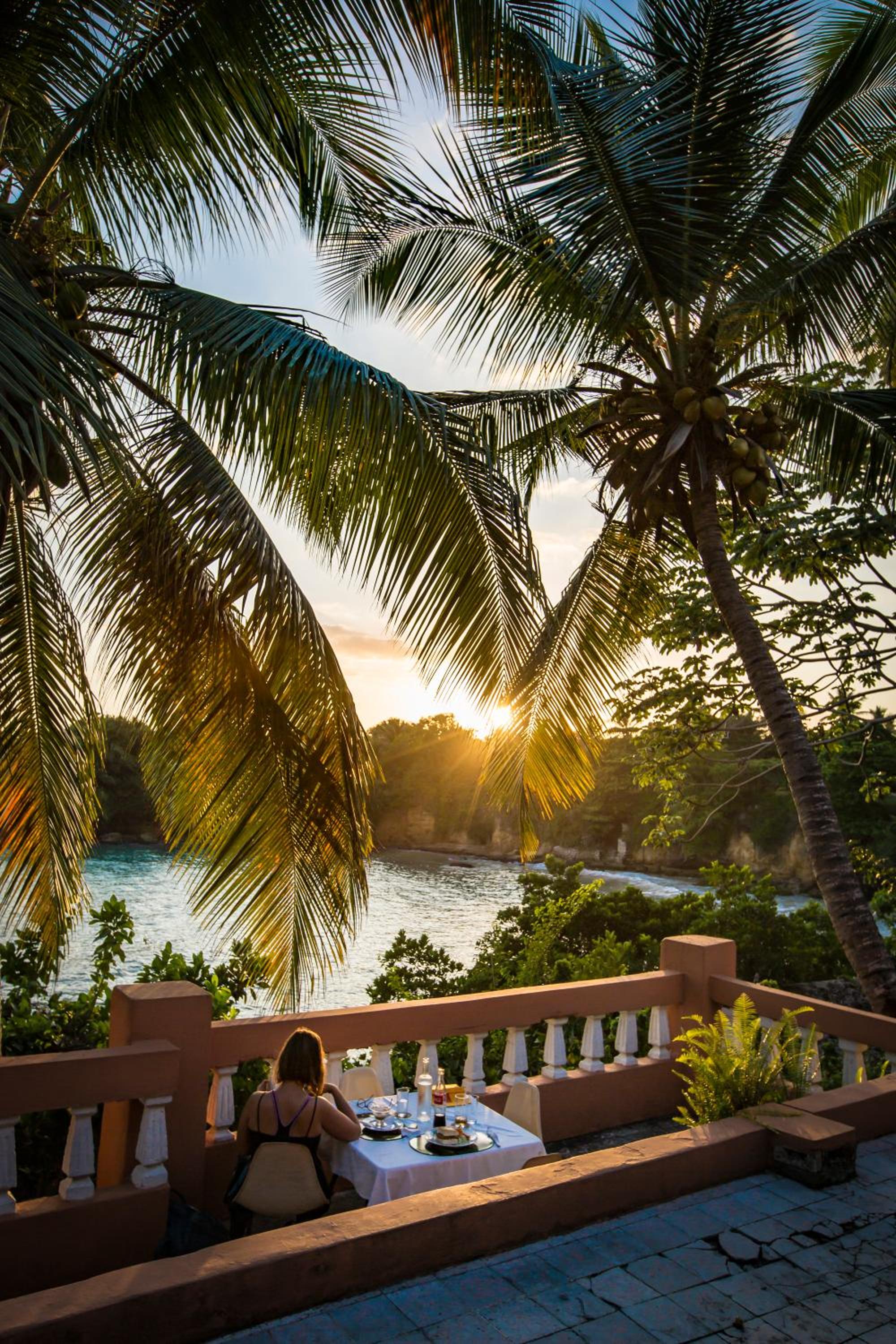 Villa - Beach Front