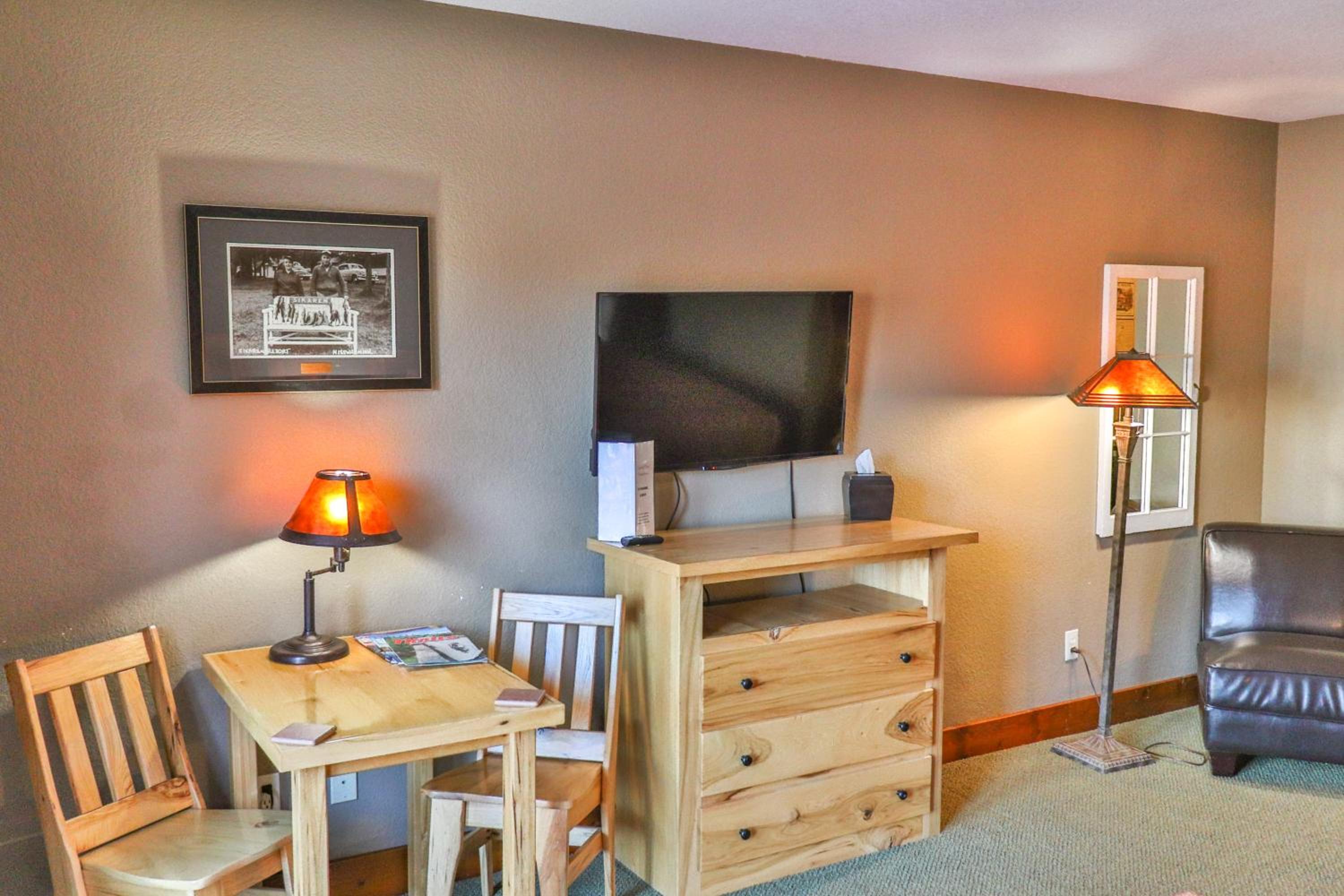 Double Room with Lake View photo 1