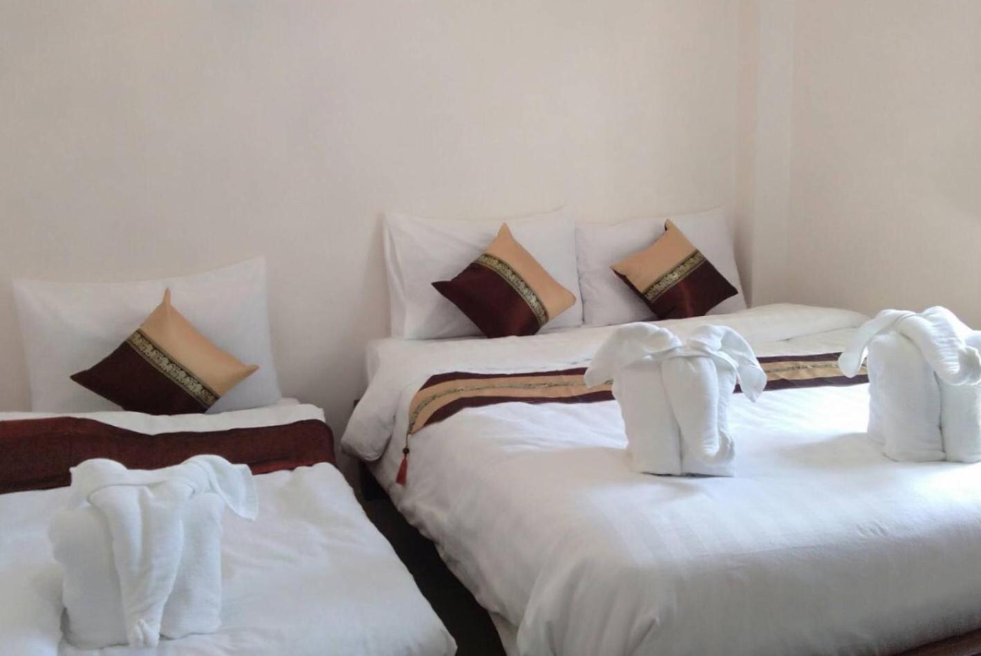 Standard Triple Room - Photo 43