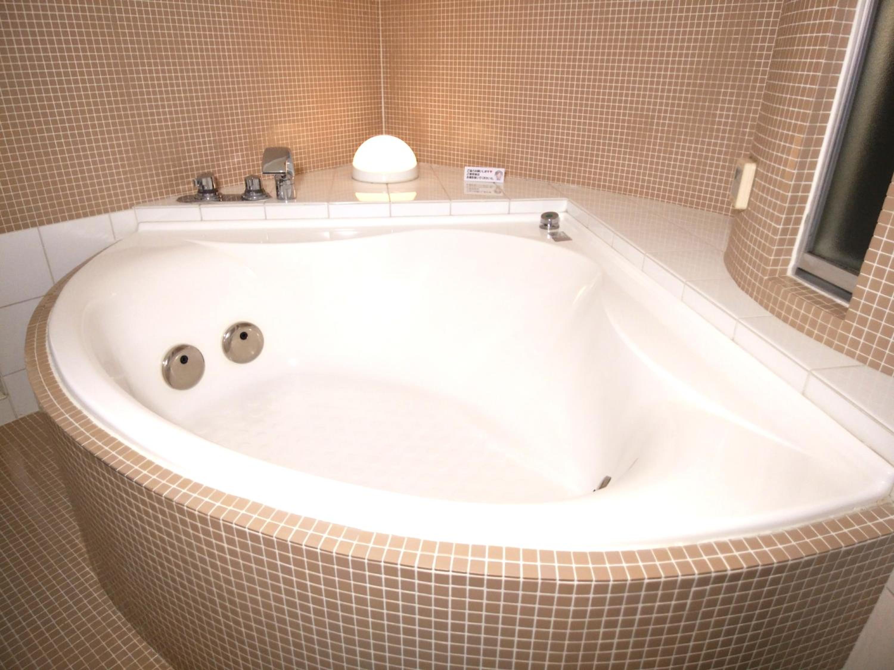 Standard King Room - Photo 6
