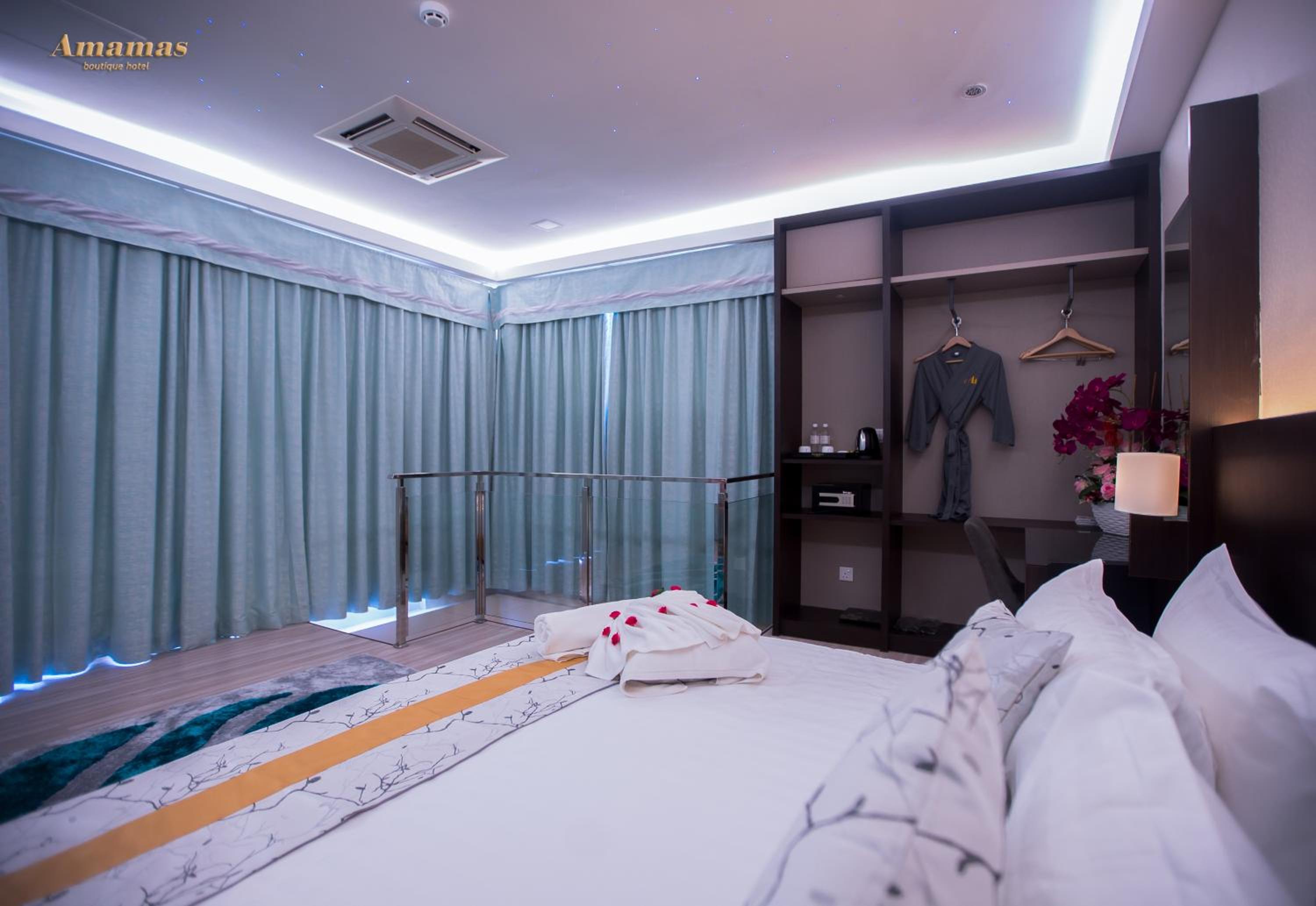 Suite with City View photo 1