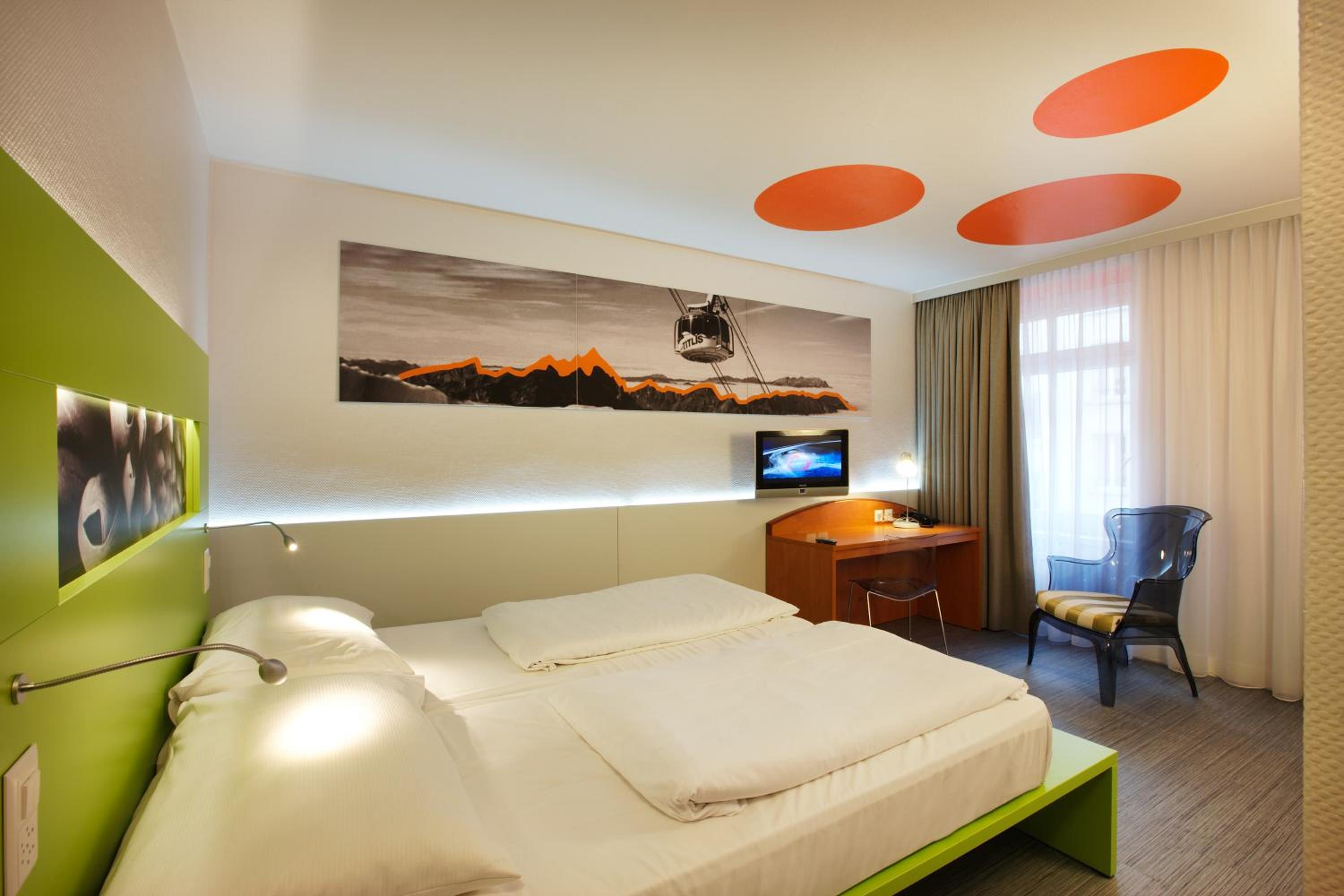 Standard Twin Room - Photo 14