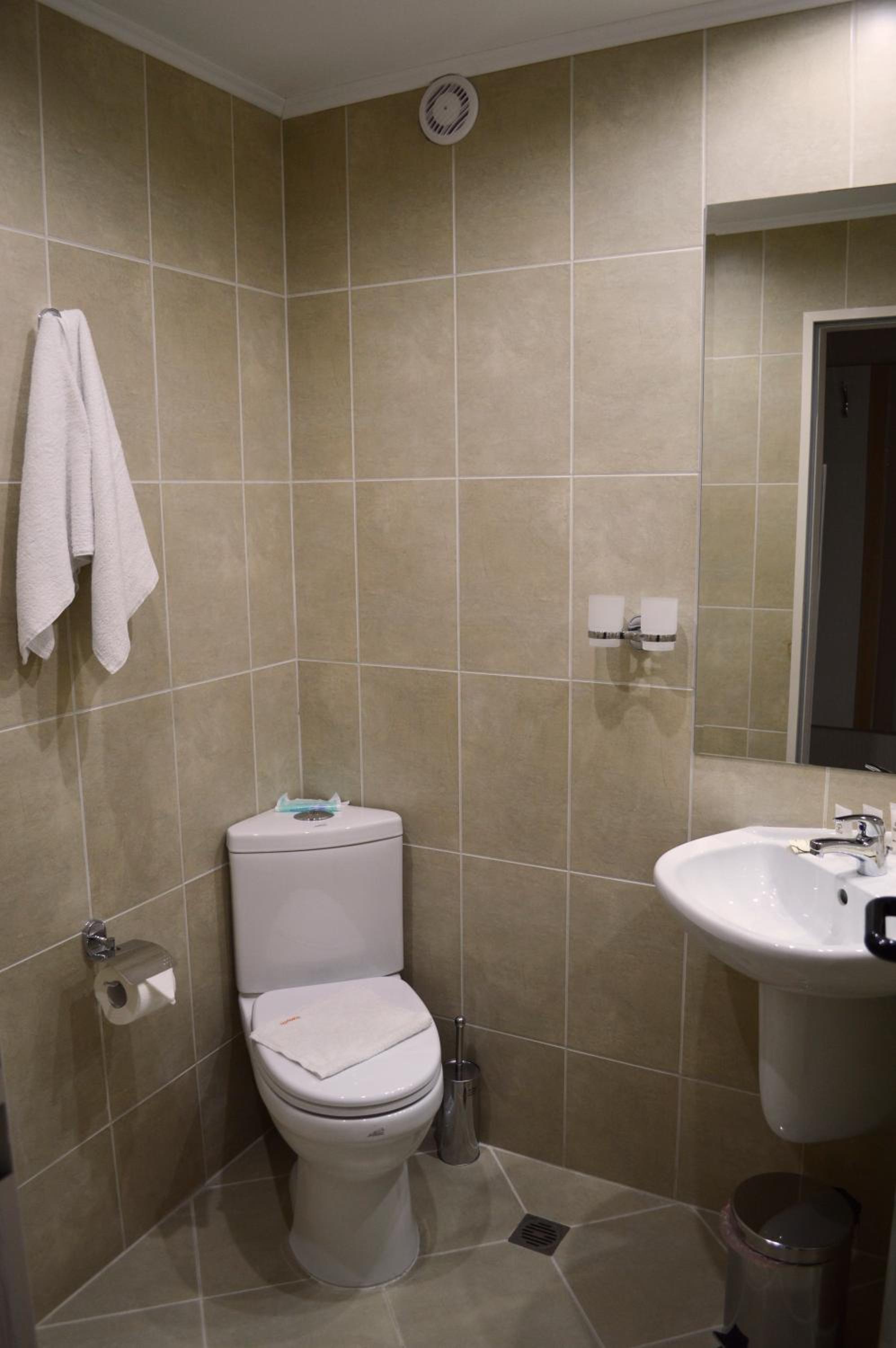 One-Bedroom Suite with Balcony (3 Adults)