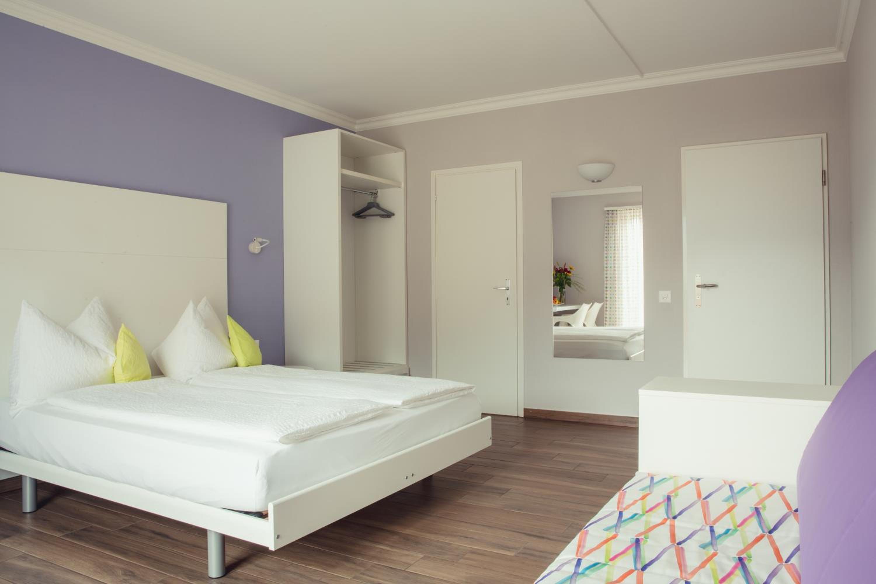 Comfort Double Room with Lake View - Photo 3