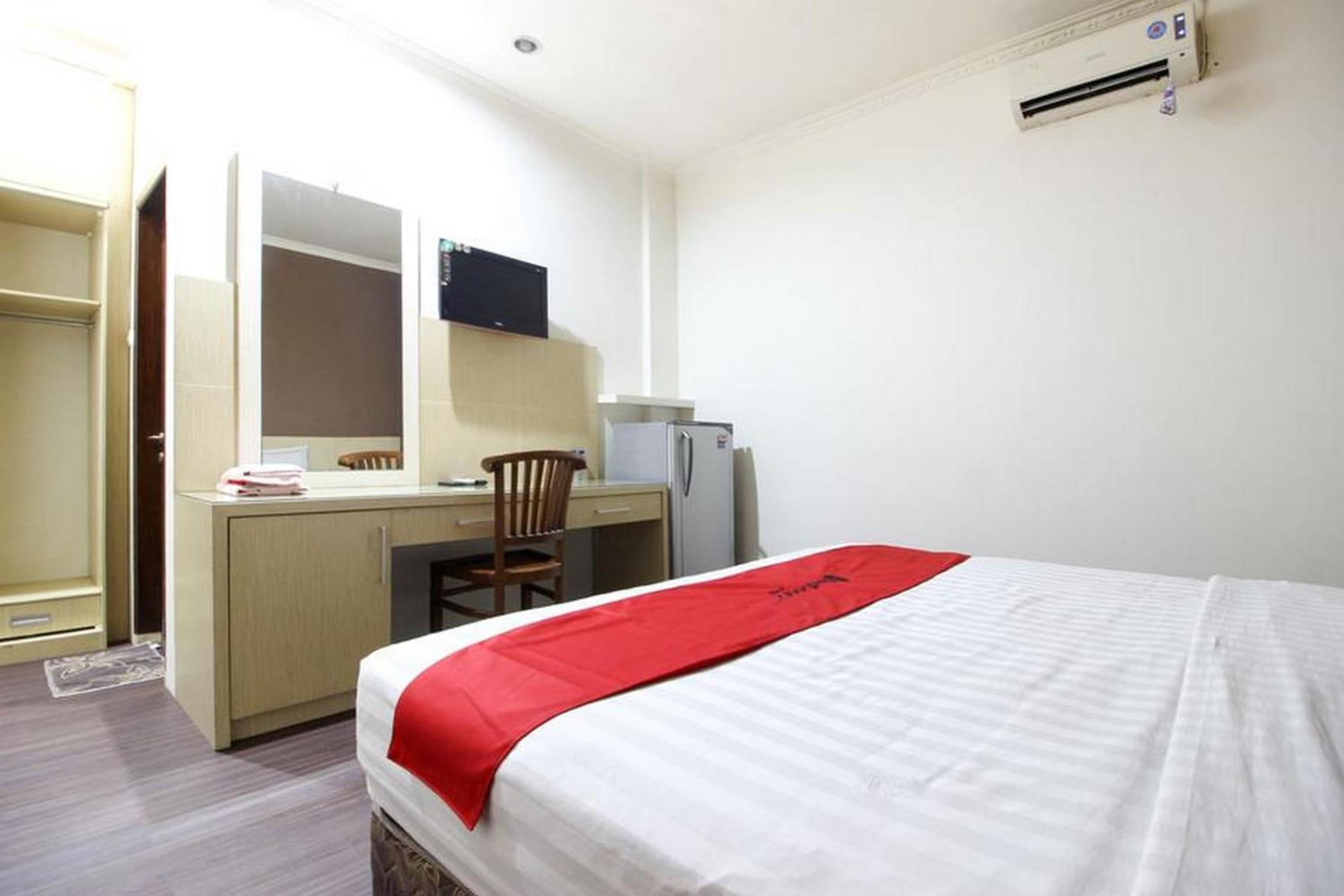 Economy Double Room photo 2