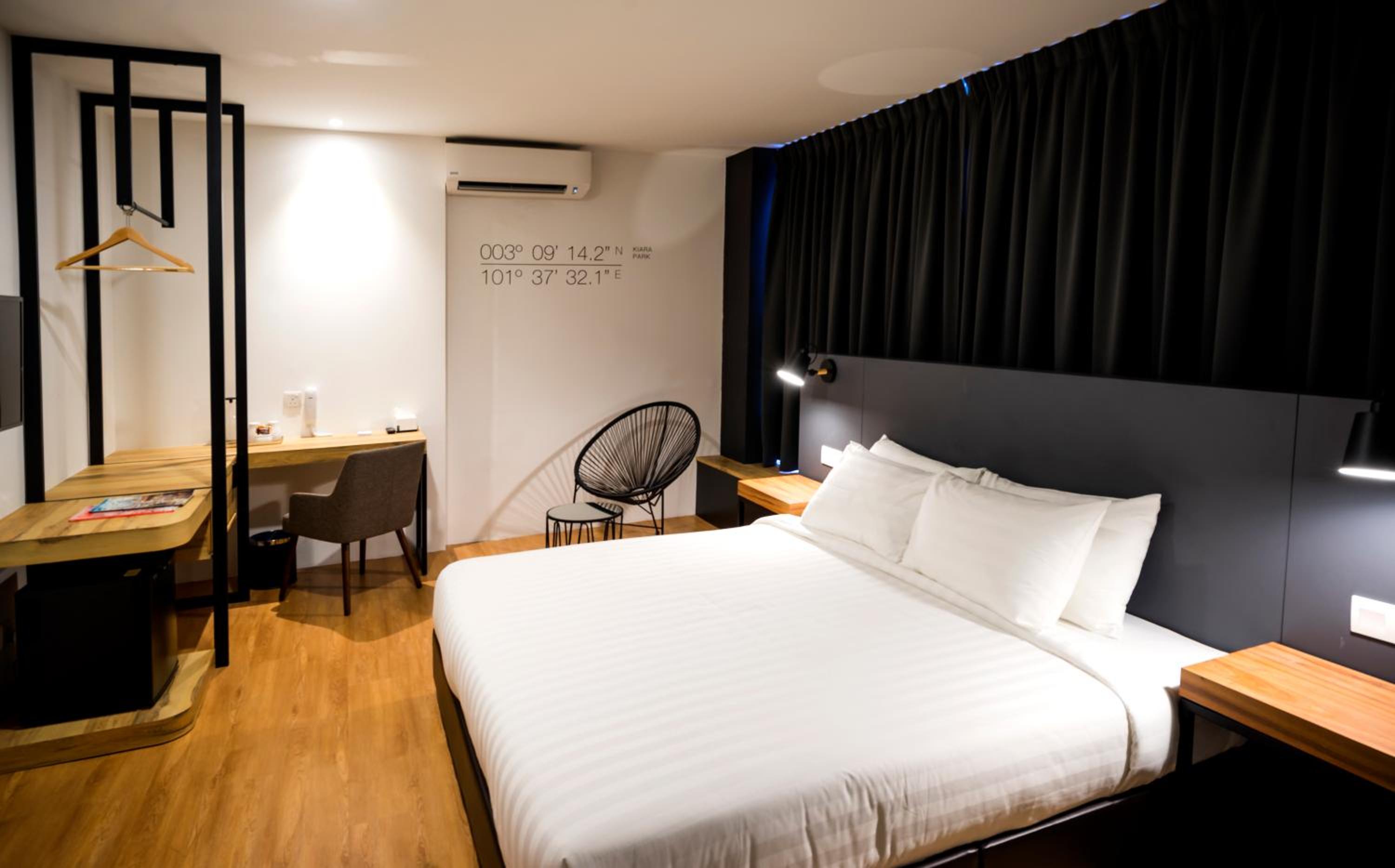 King Room (No window)