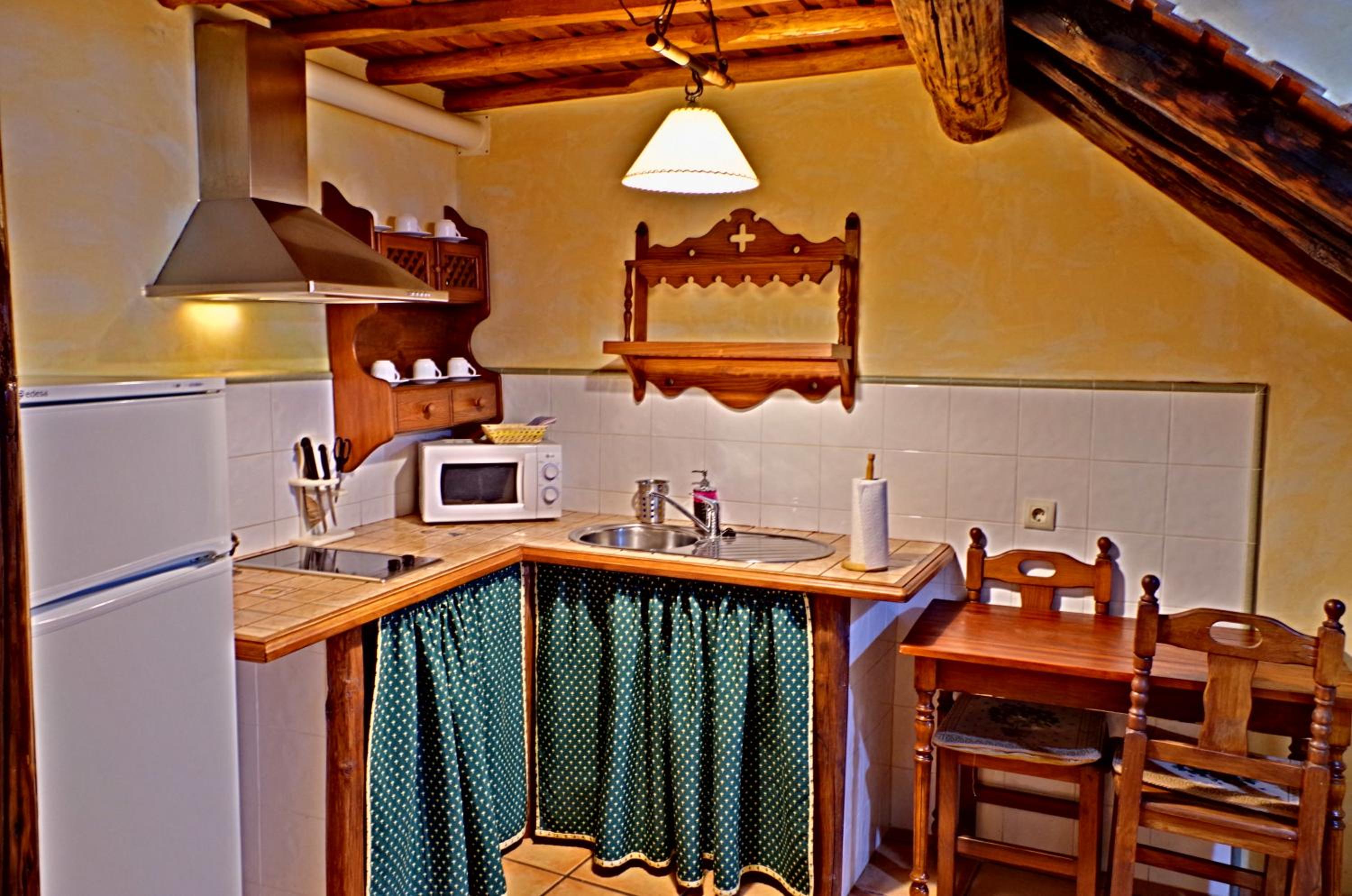 Two-Bedroom Apartment with Terrace photo 3