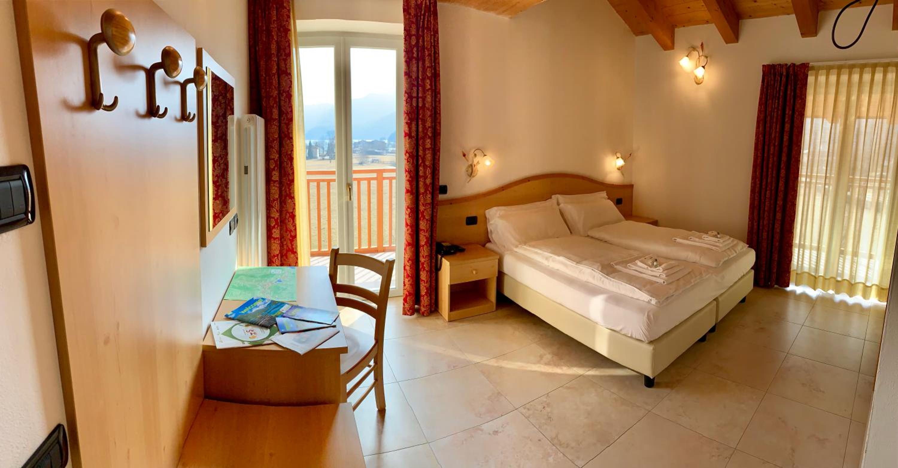 Double Room - Photo 4