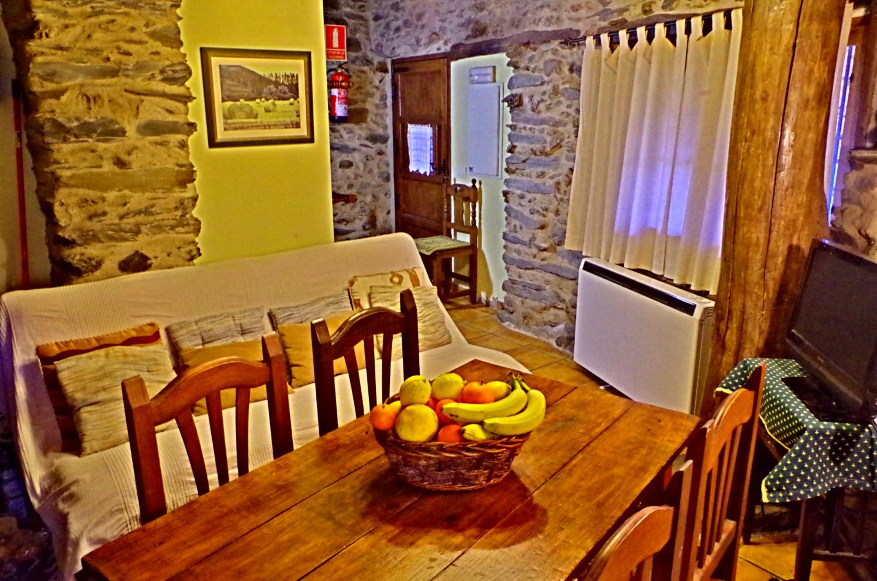Two-Bedroom Apartment with Terrace photo 3