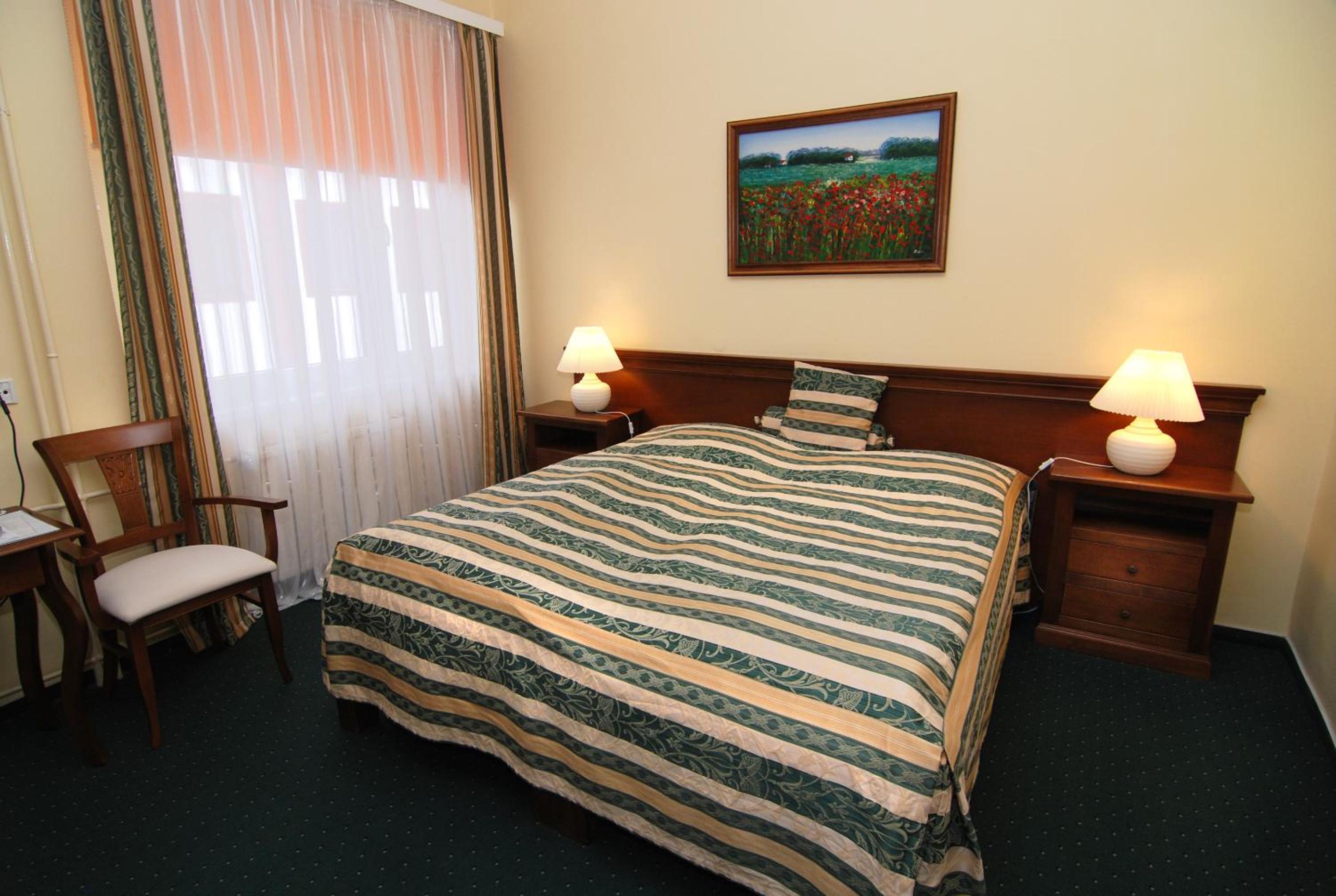 Deluxe Double Room photo 3