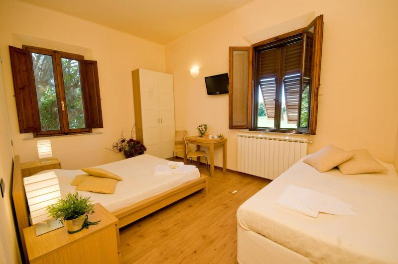 Triple Room
