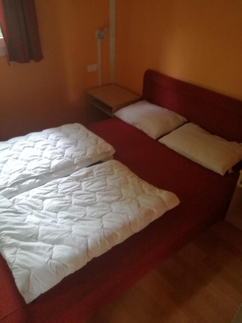 Mobile Home photo 1