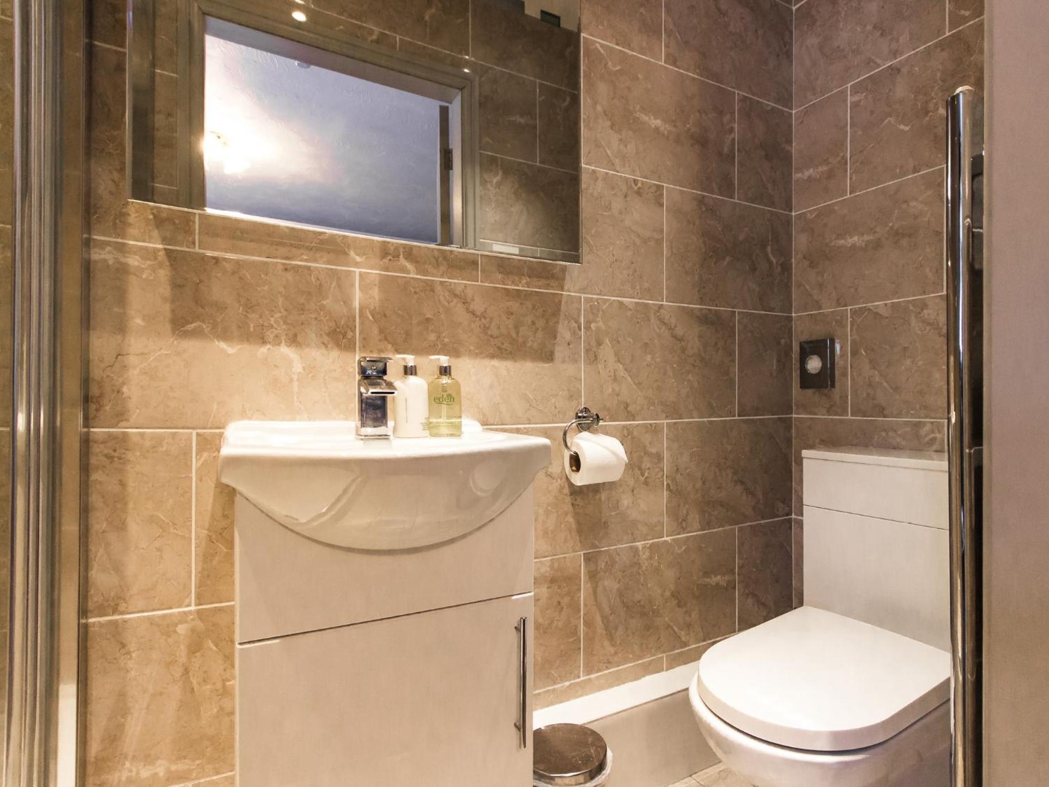 Double Room - Photo 2