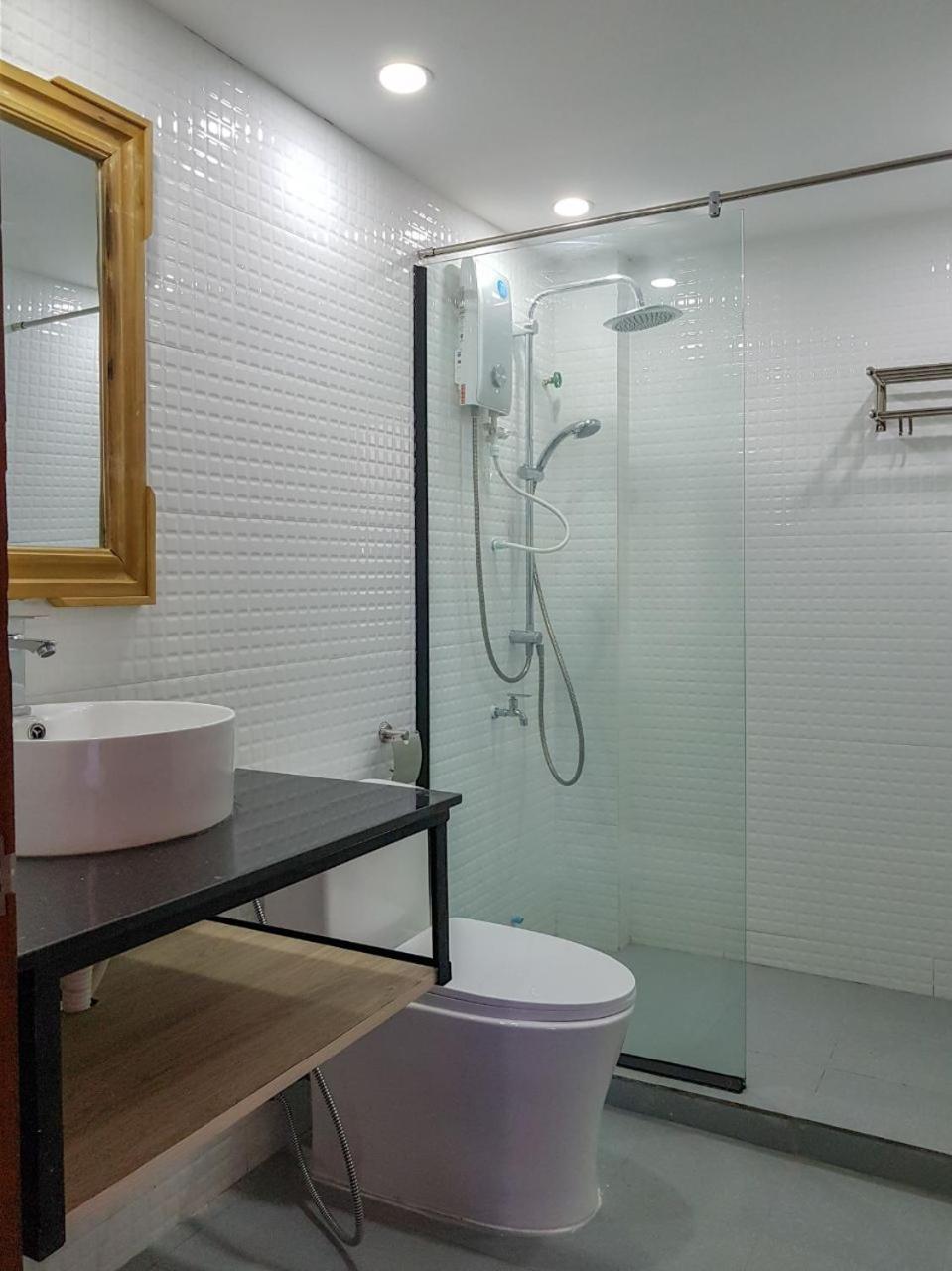 Double Room - Photo 14