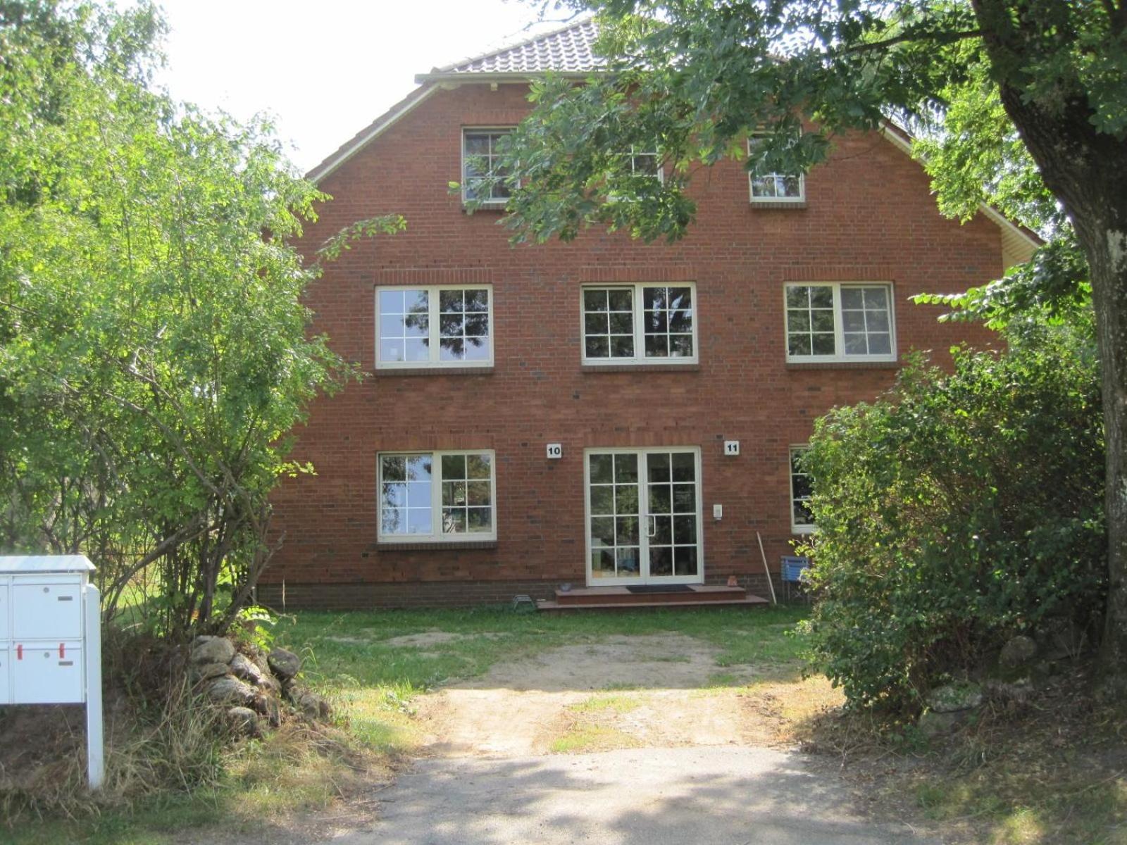 Apartment with Garden View photo 3