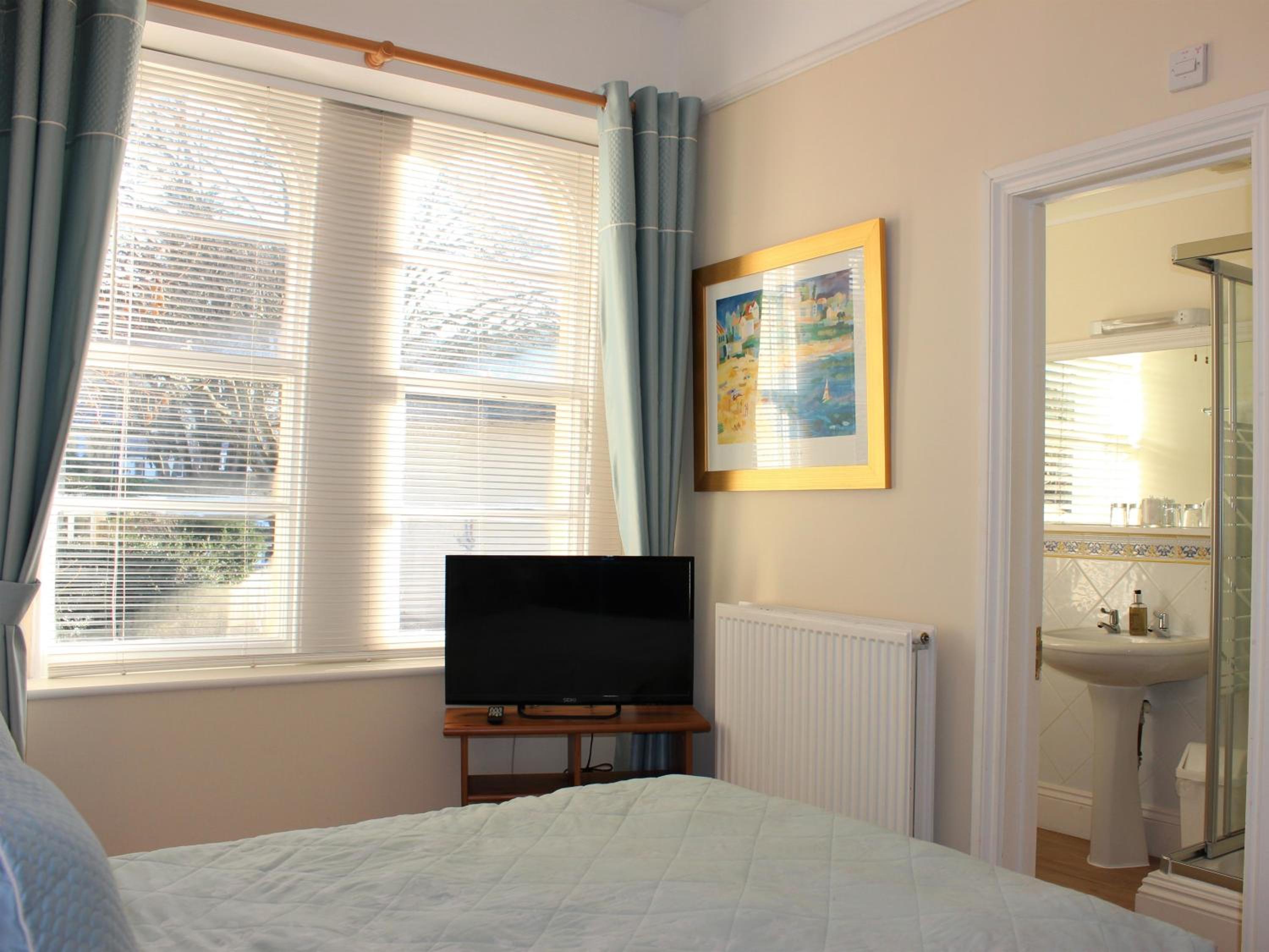 Standard Double Room photo 3