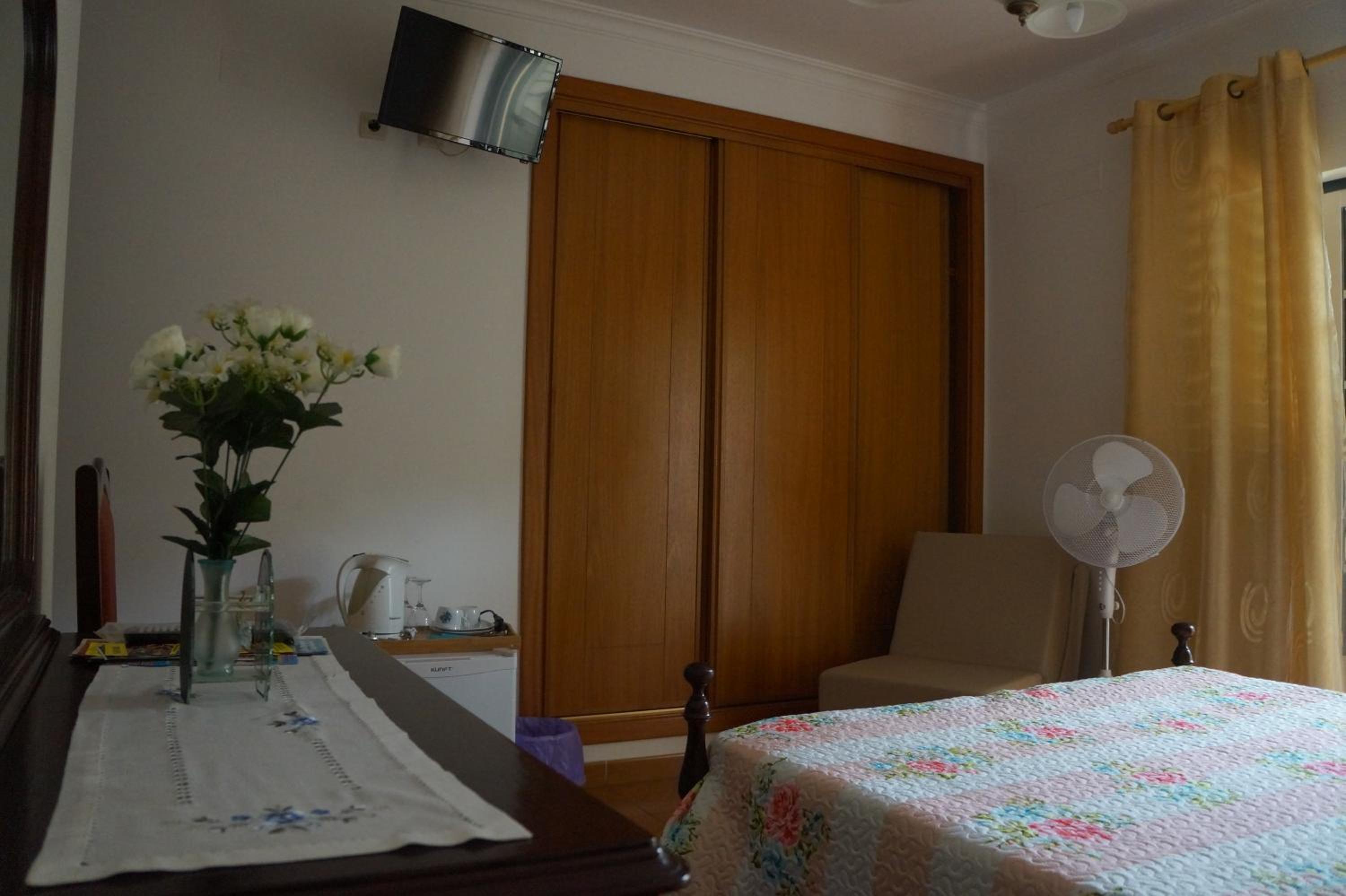 Suite with Balcony - Photo 1
