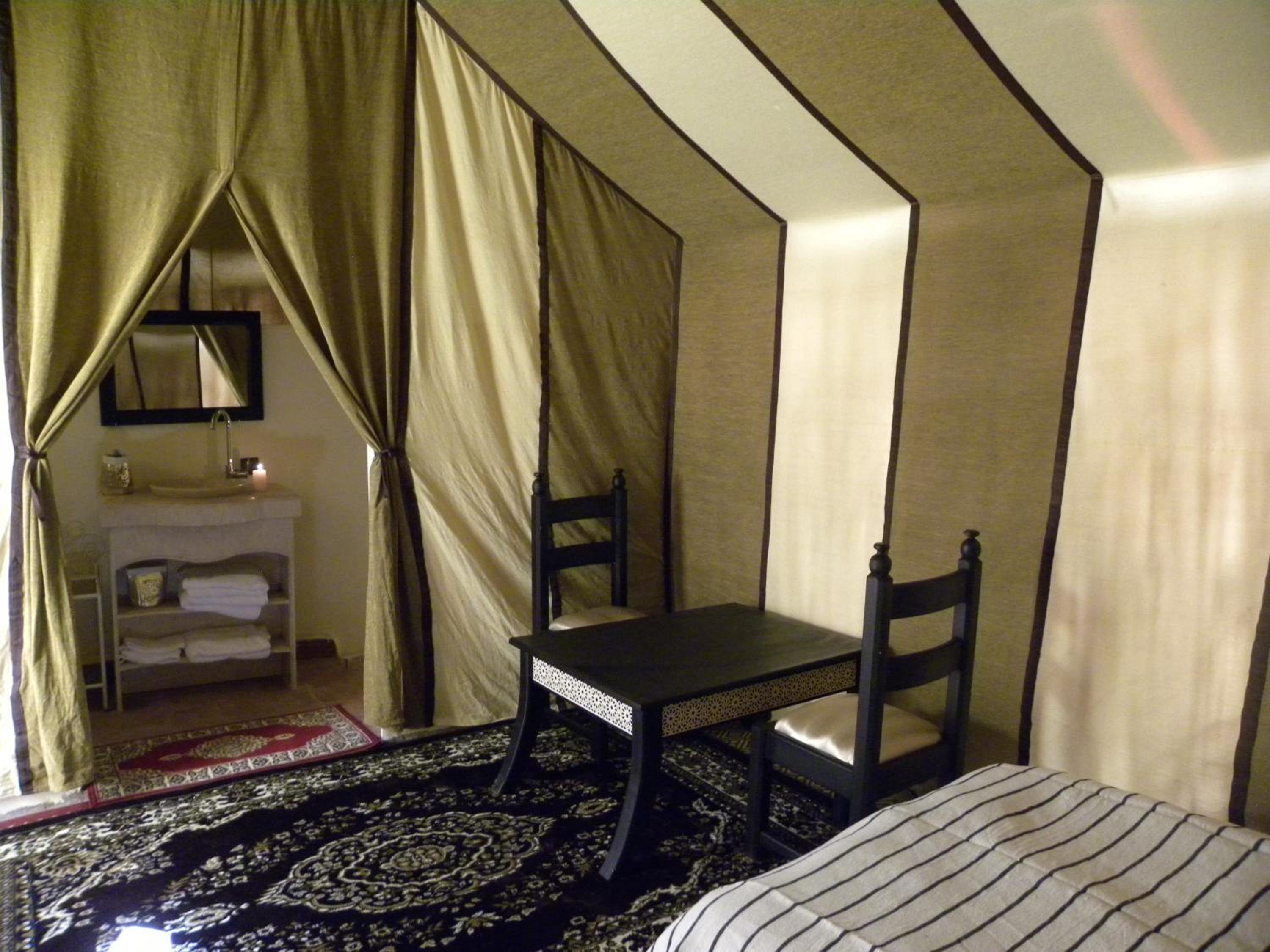 Tent - Photo 1